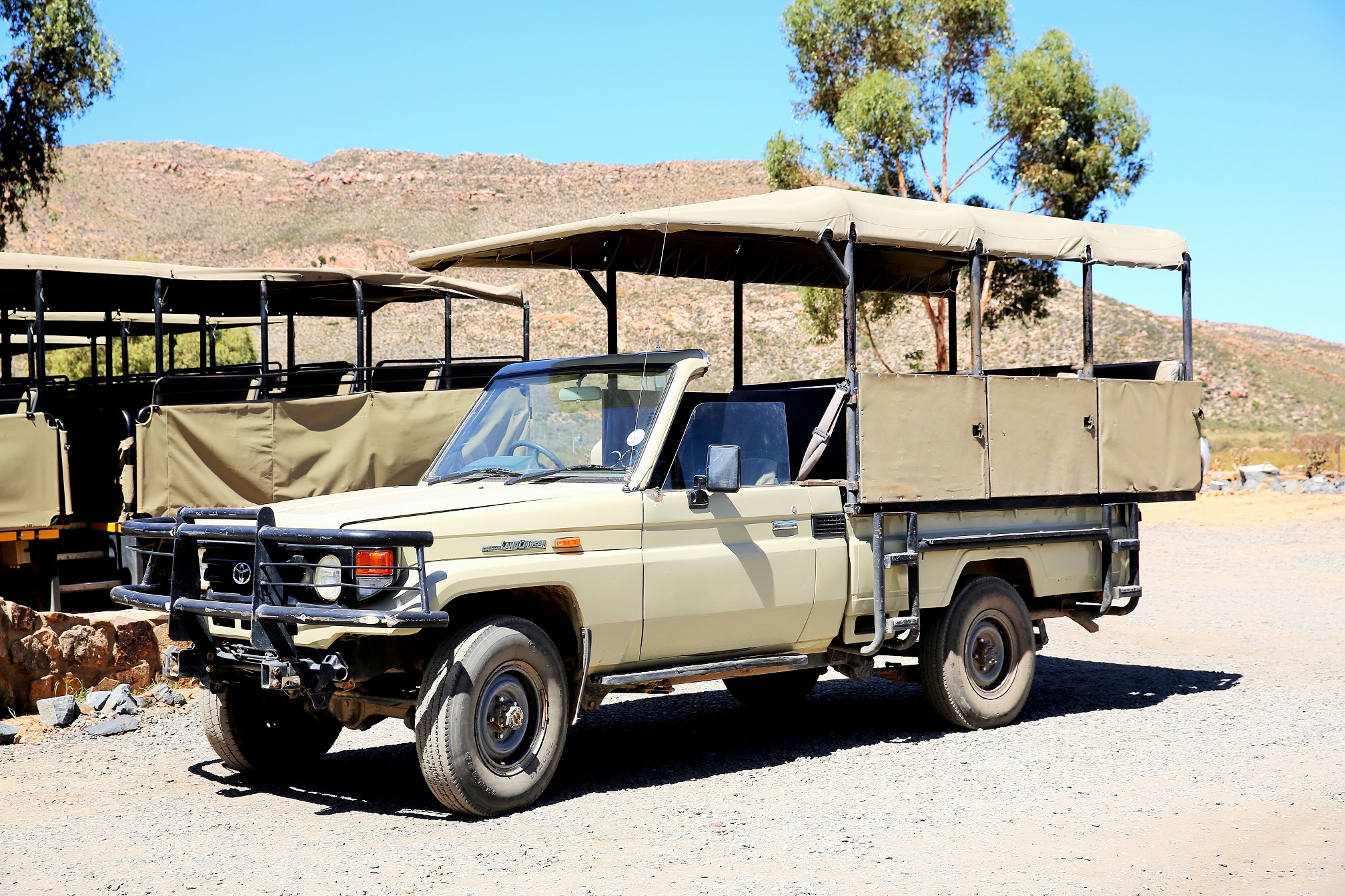 2014-02-21_1424_South Africa_Western Cape_Aquila Private Game Reserve_Jeep_@_Web