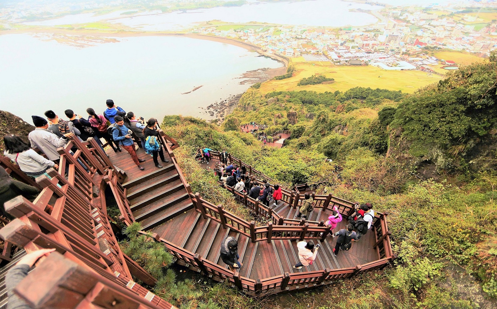 2015-11-20_1026_South Korea_Jeju_Seongsan Ilchulbong_Q03A4124_LR_@