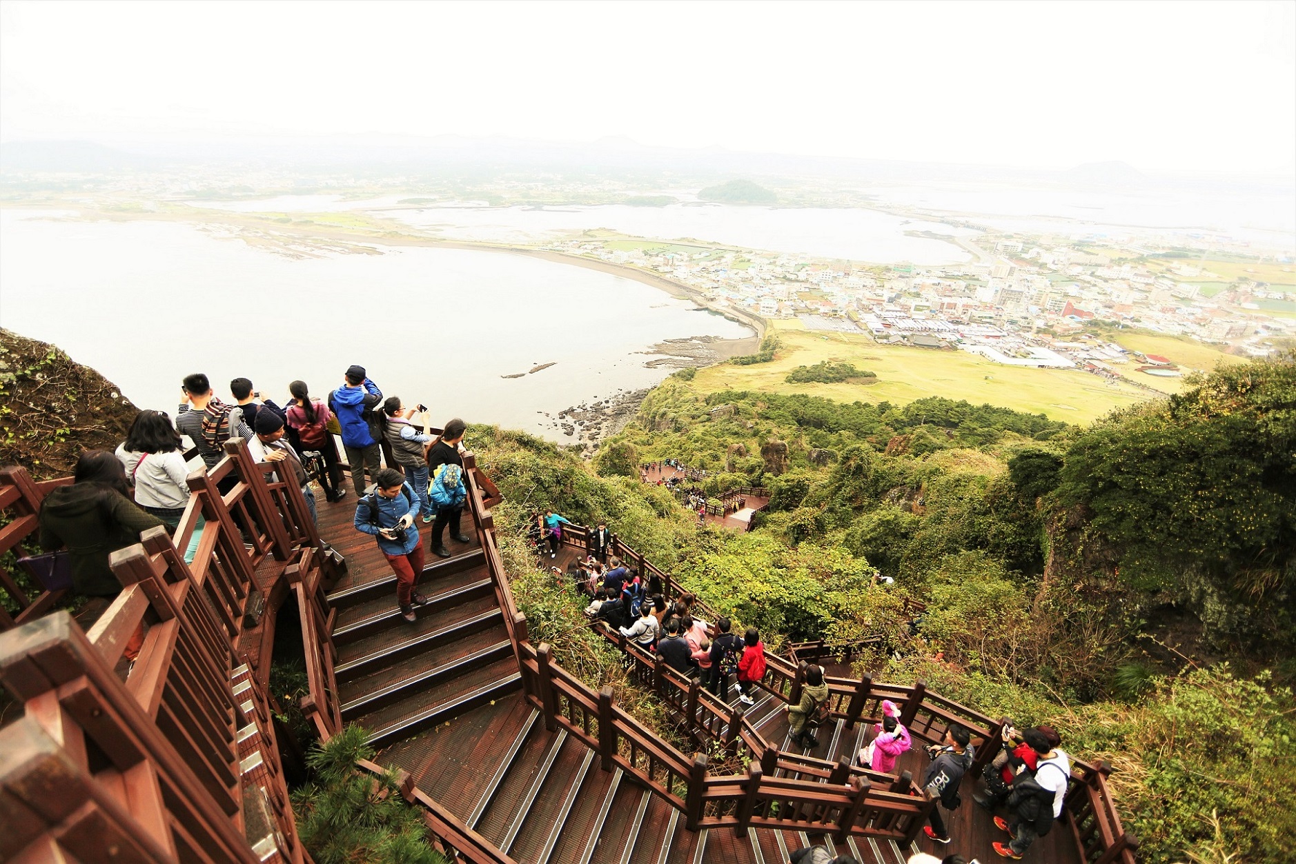 2015-11-20_1026_South Korea_Jeju_Seongsan Ilchulbong_Q03A4125_LR_@