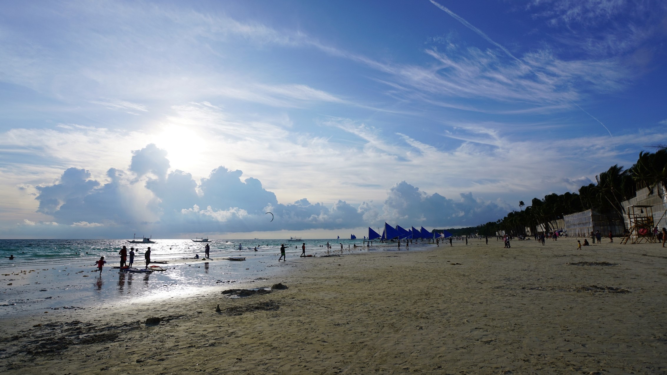 2016-08-31_1655_Philippines_Boracay_White Beach_DSC09824_LR_@