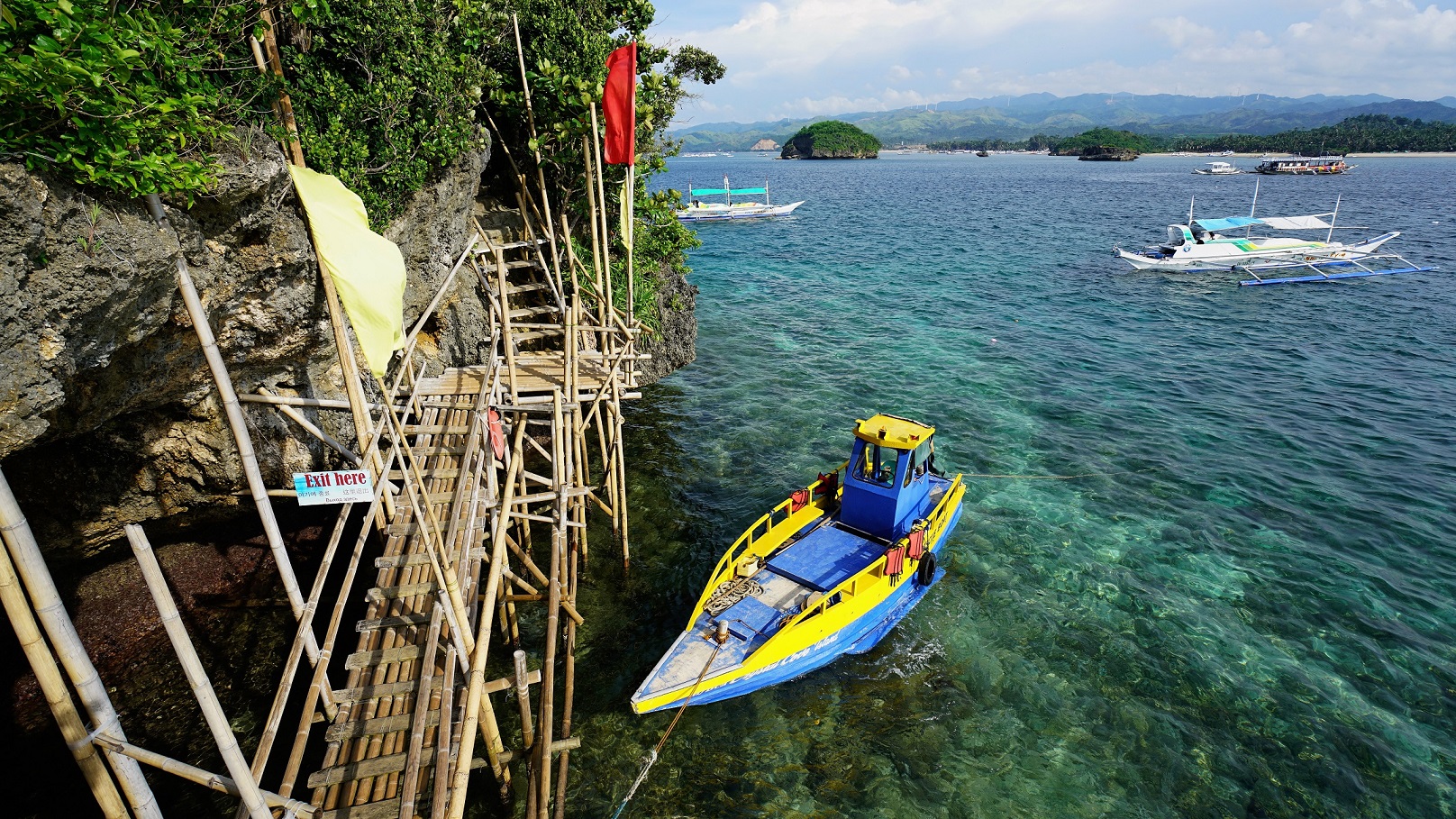 2016-09-01_1548_philippines_boracay_crystal-cove-island_dsc00114_lr_