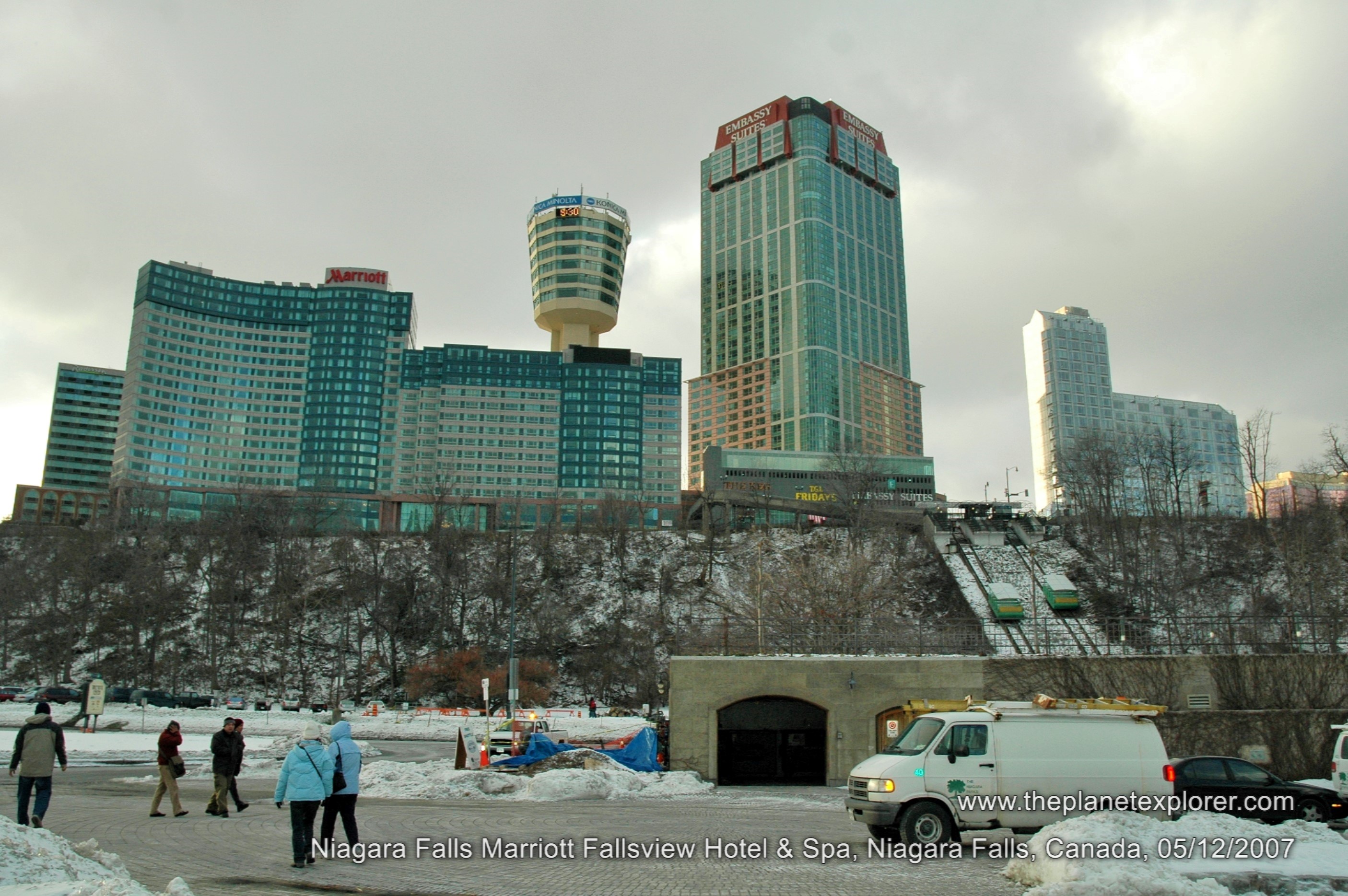2007-12-05_1324_canada_niagara-falls_niagara-falls-marriott-fallsview-hotel-spa_lr_nw