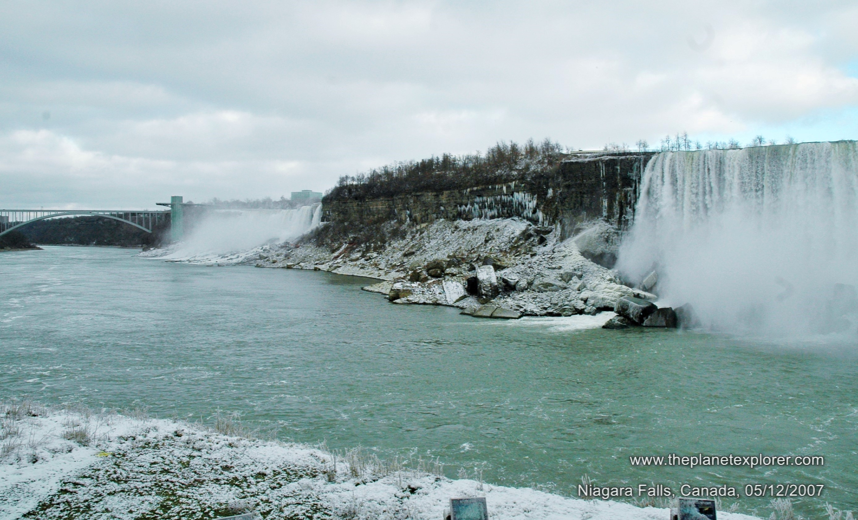 2007-12-05_1452_canada_niagara-falls_lr_nw