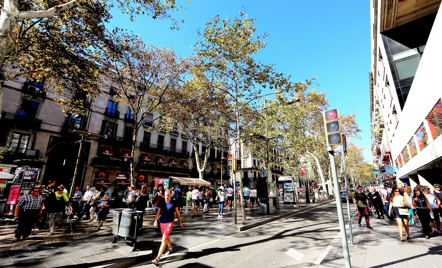 2014-10-18_1332_spain_barcelona_la-rambla_5dmk3_lhr_www