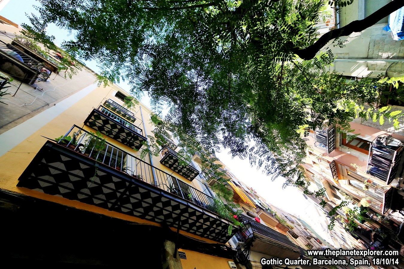 2014-10-18_1433_spain_barcelona_gothic-quarter_5dmk3_lr_www