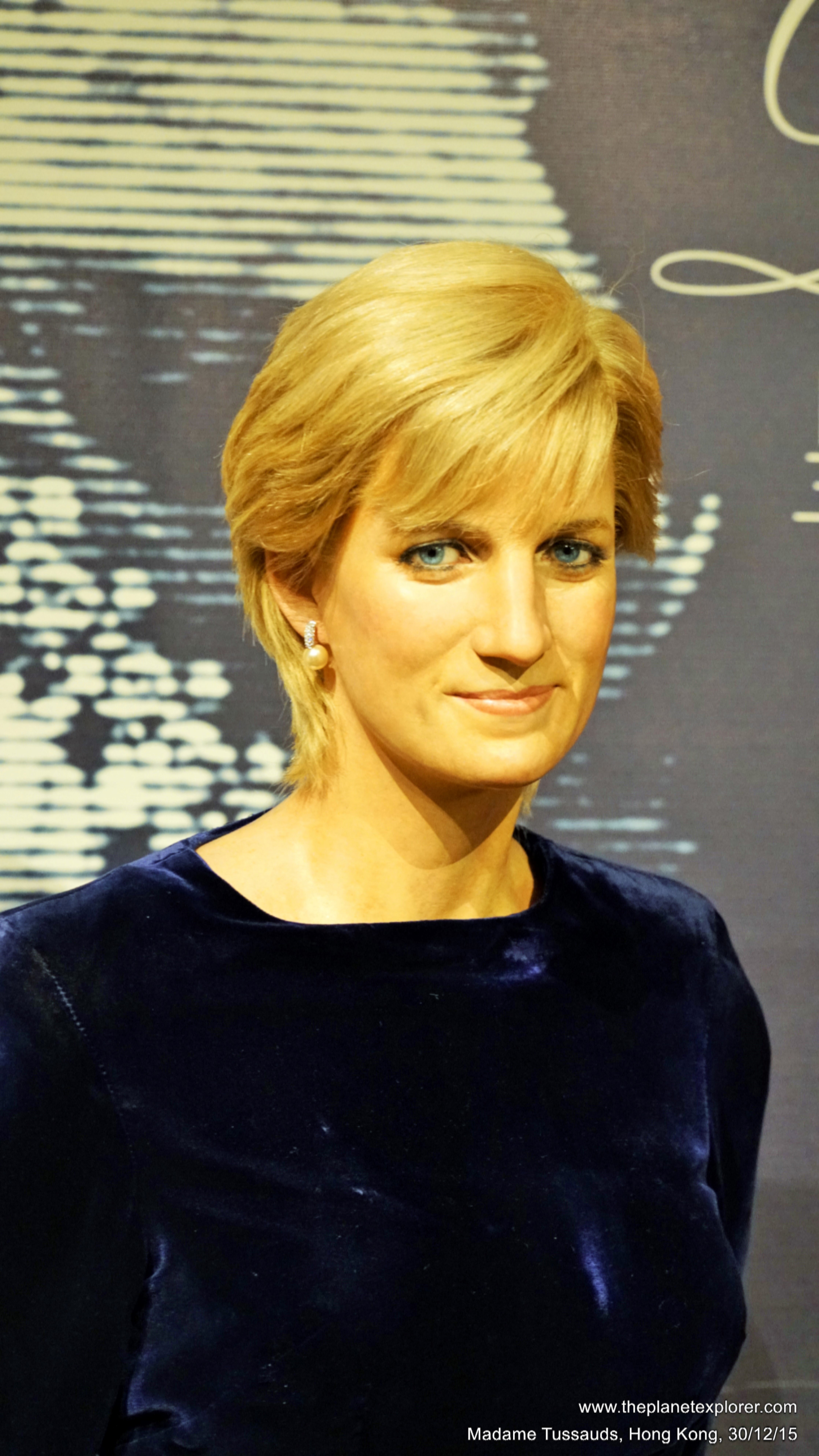 2015-12-30_1836_hk_madame-tussauds_princess-diana_dsc00797_hr_nw