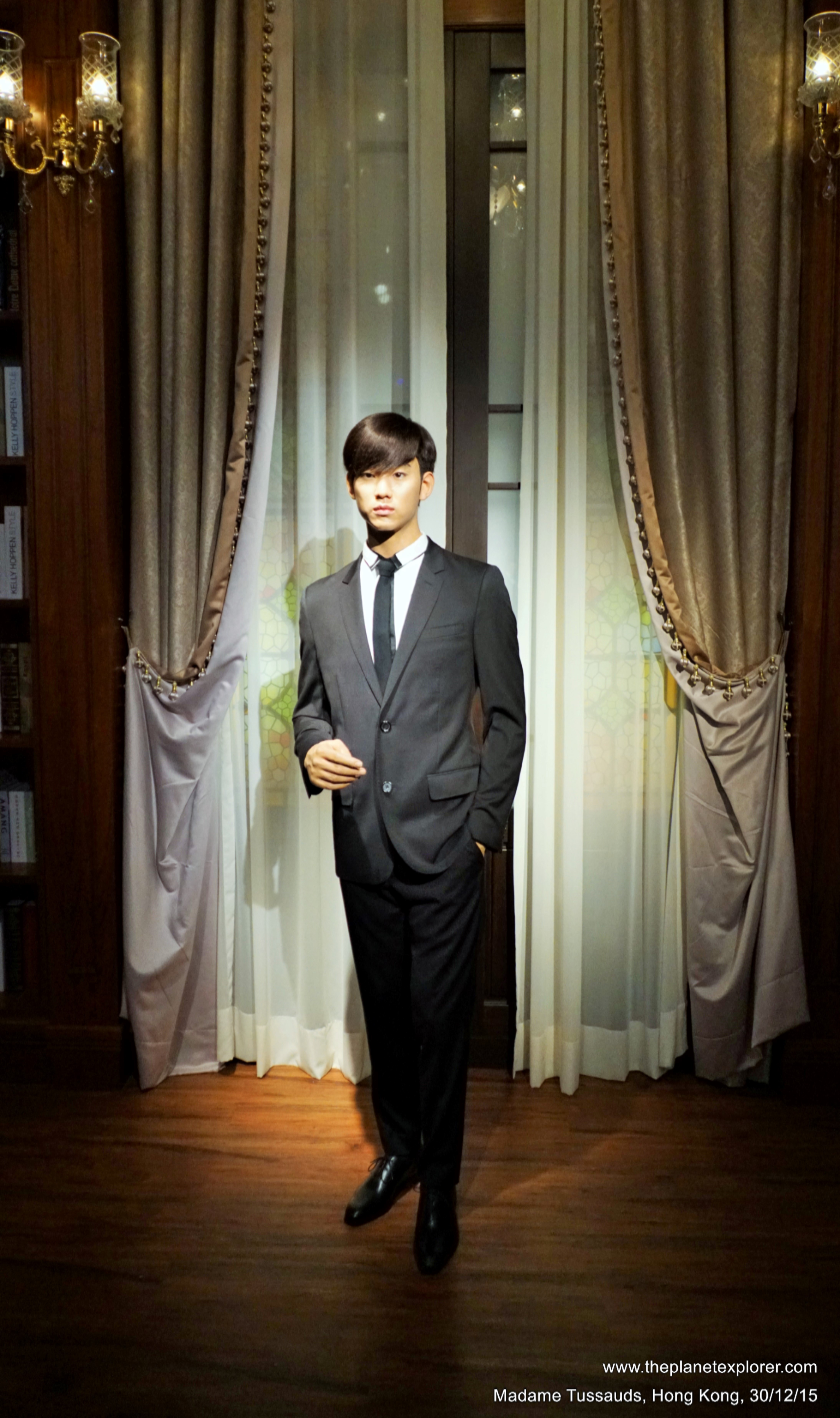 2015-12-30_1855_hk_madame-tussauds_kim-soo-hyun_dsc00847_hr_nw