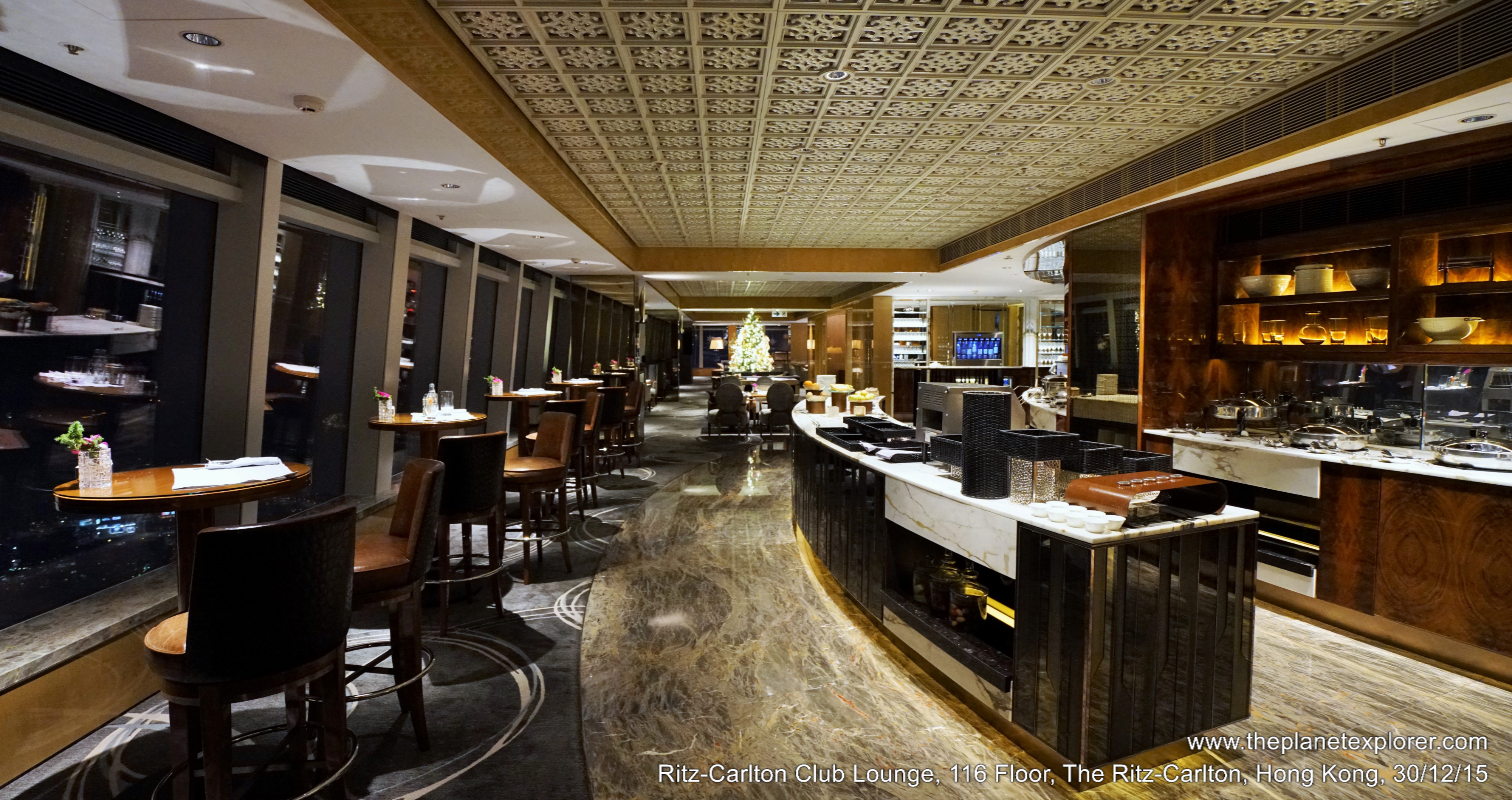 2015-12-30_2342_hk_the-ritz-carlton_ritz-carlton-club-lounge_116-floor_dsc01069_hr_nw