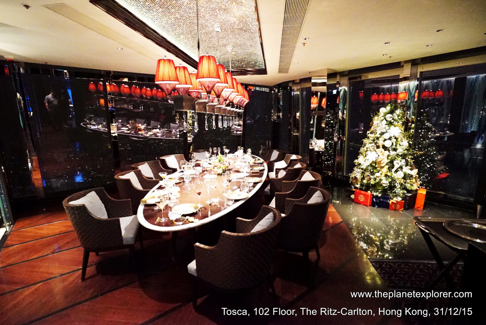 2016-01-01_0106_hk_the-ritz-carlton_tosca_private-room_dsc03167_lr_nw