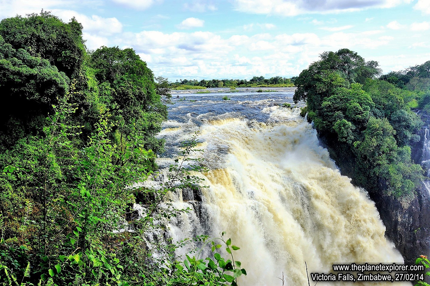 2014-02-27_0927_Zimbabwe_Victoria Falls_LR_@@www