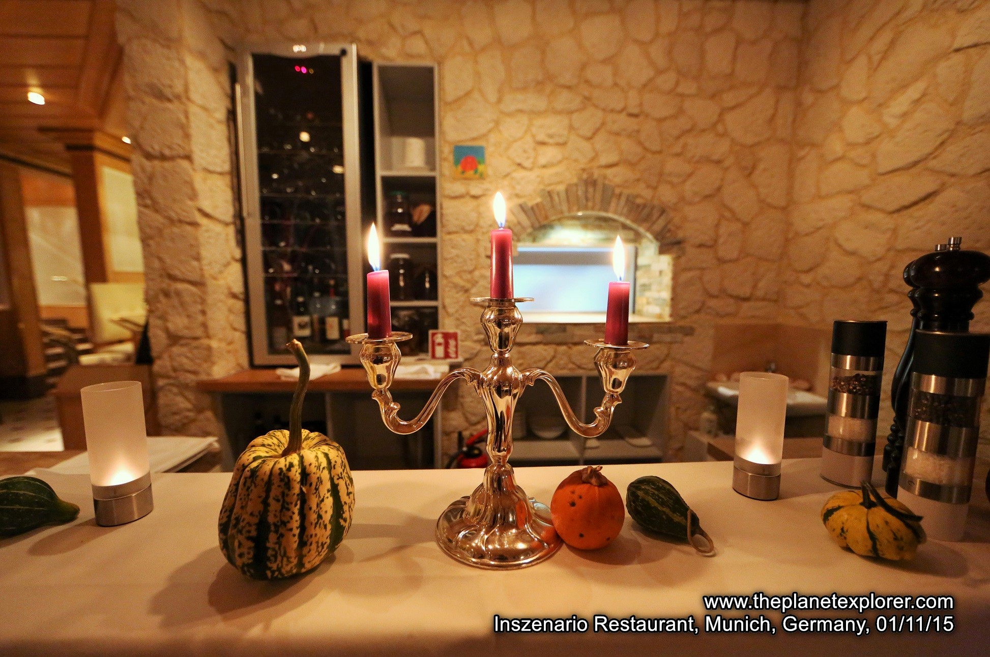 2015-11-01_2140_germany_munich_inszenario-restaurant_q03a9399_lr_nw