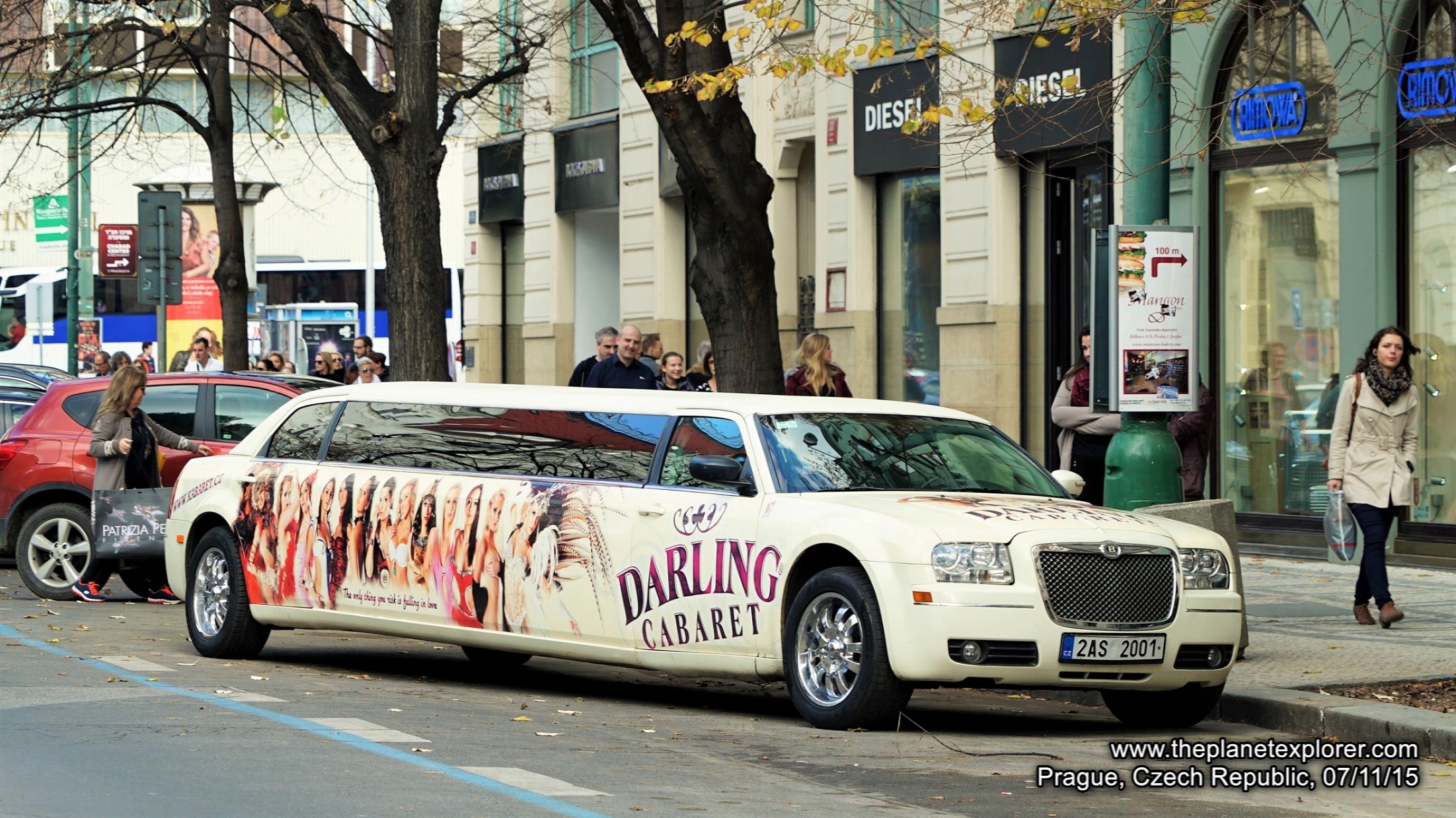 2015-11-08_1105_czech-republic_prague_car_dsc08695_lr_nw