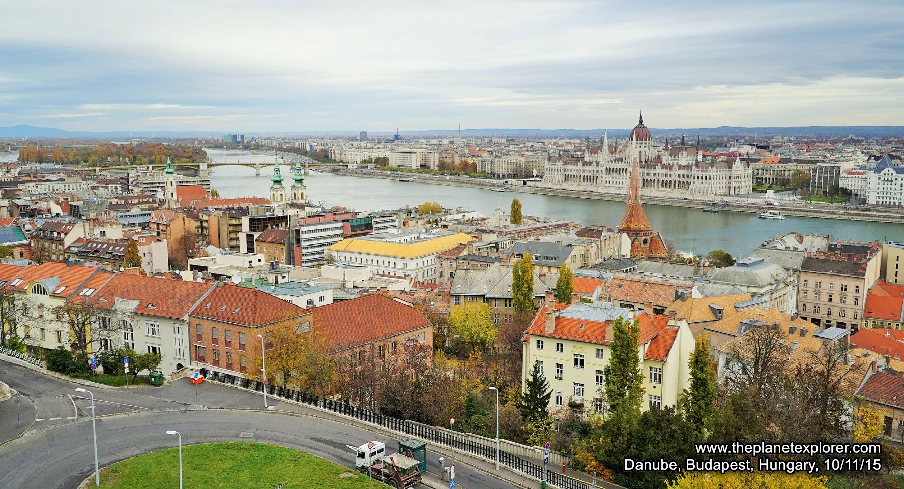 2015-11-10_0957_hungary_budapest_danube_s7_dsc09275_lr_nw