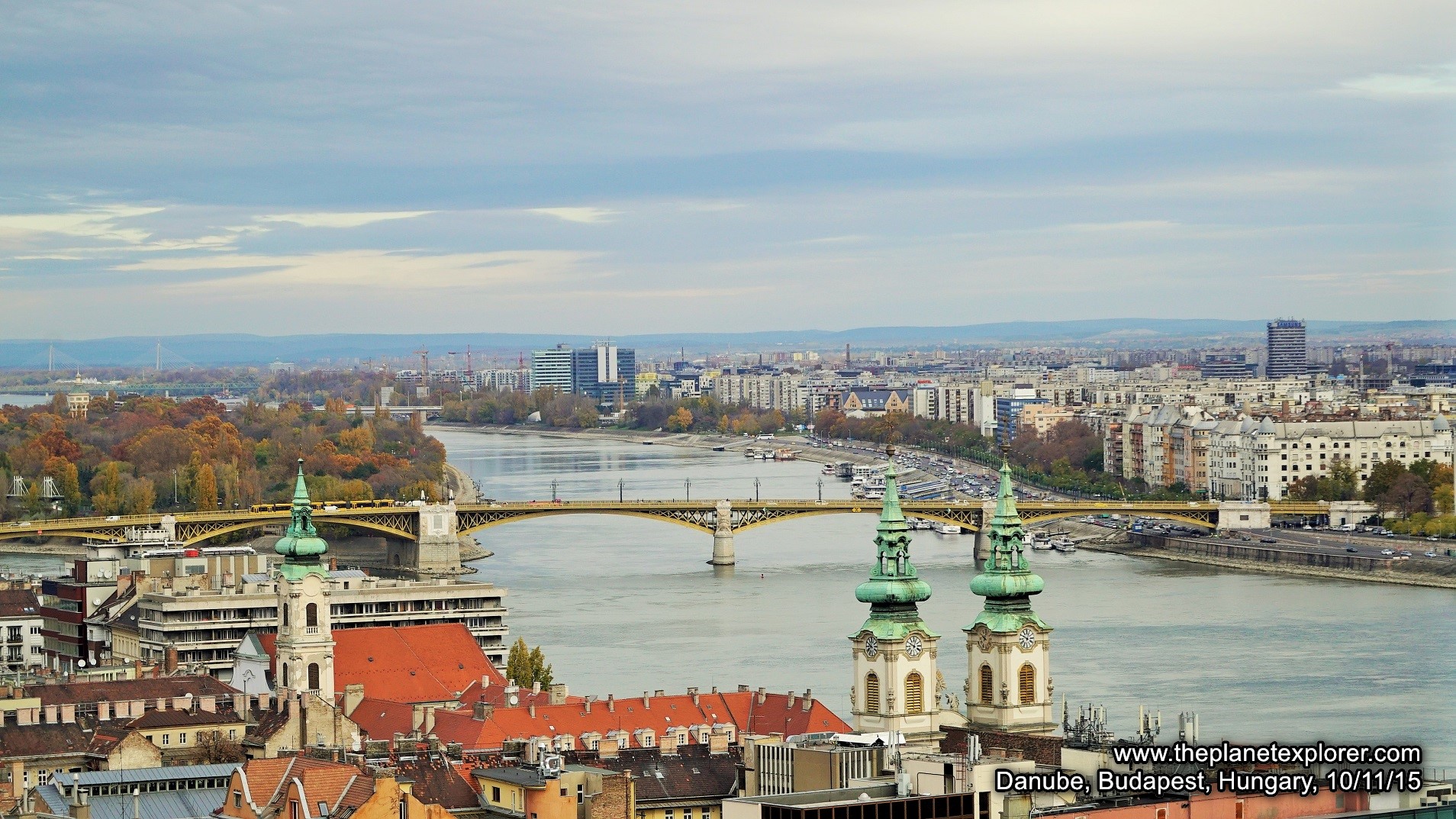 2015-11-10_1002_hungary_budapest_danube_s7_dsc09289_lr_nw
