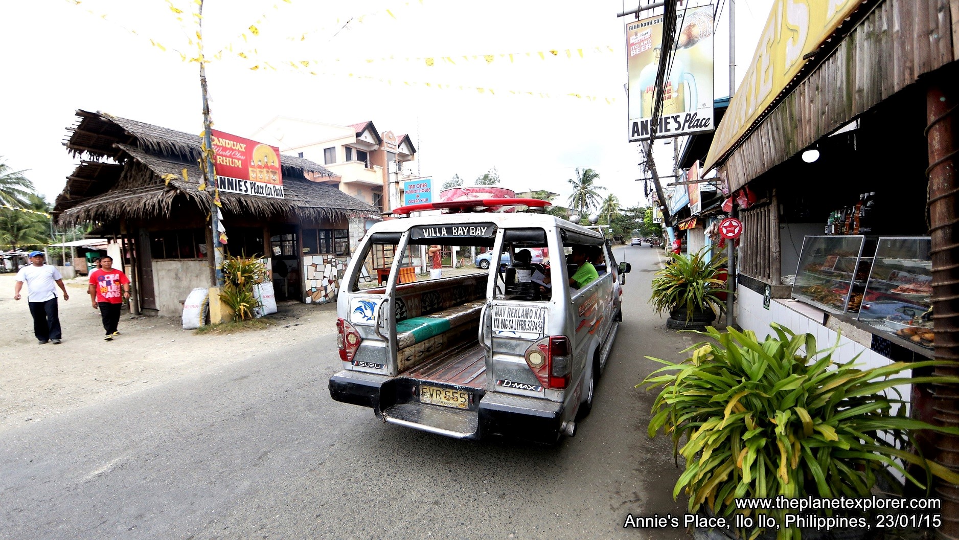 2015-01-23_1413_philippines_ilo-ilo_jeepney_q03a4232_lr_www