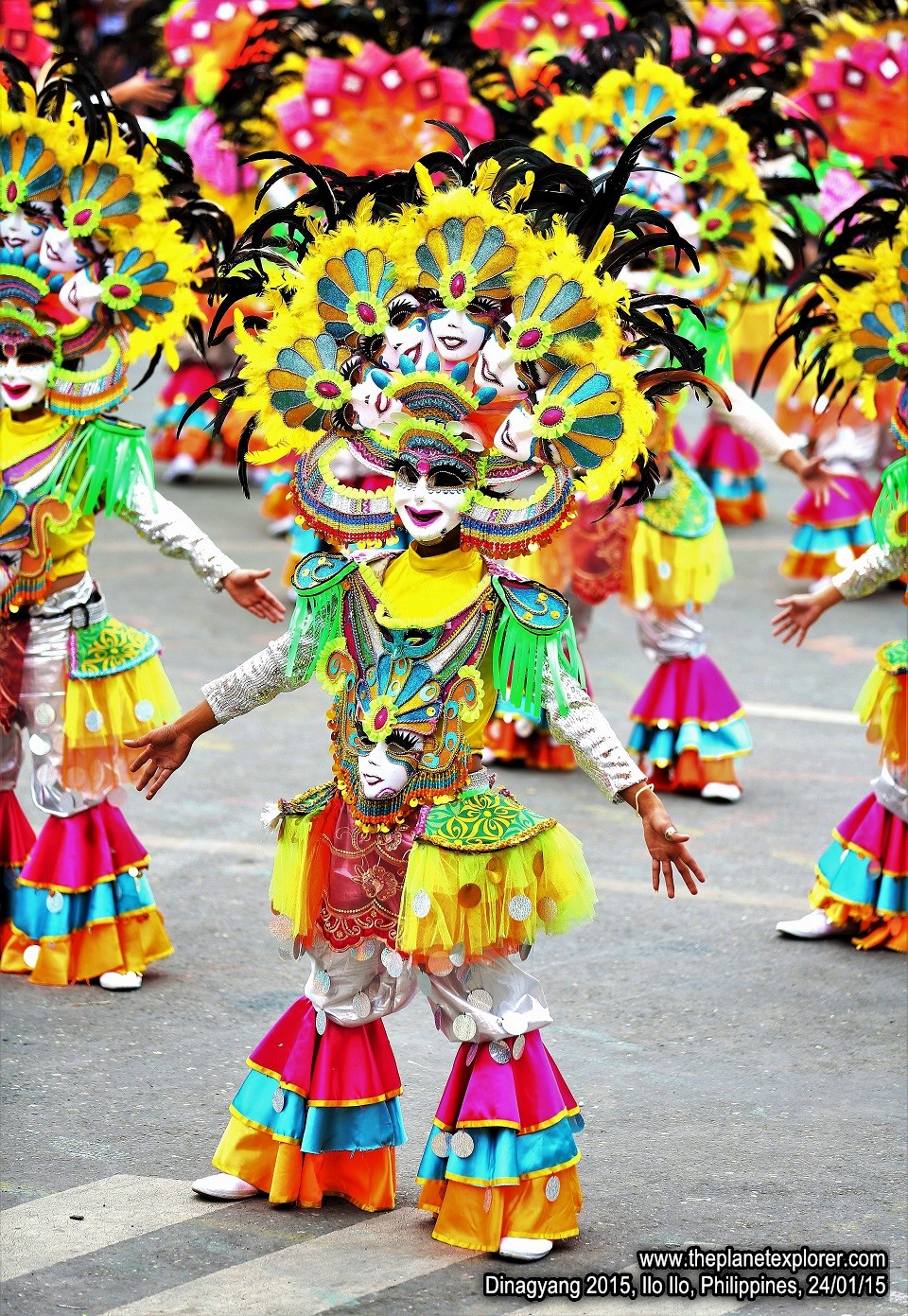 2015-01-24_1010_Philippines_Ilo Ilo_Dinagyang 2015_Q03A4970_LR_@@www