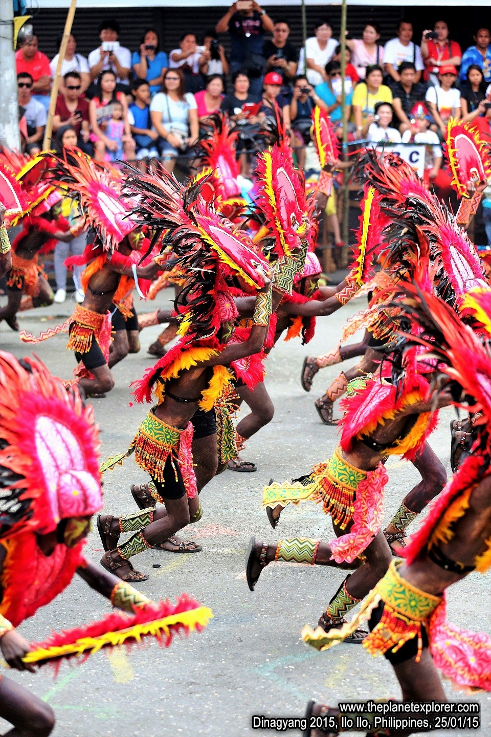2015-01-25_0944_Philippines_Ilo Ilo_Dinagyang 2015_Q03A5301_LR_@@@www