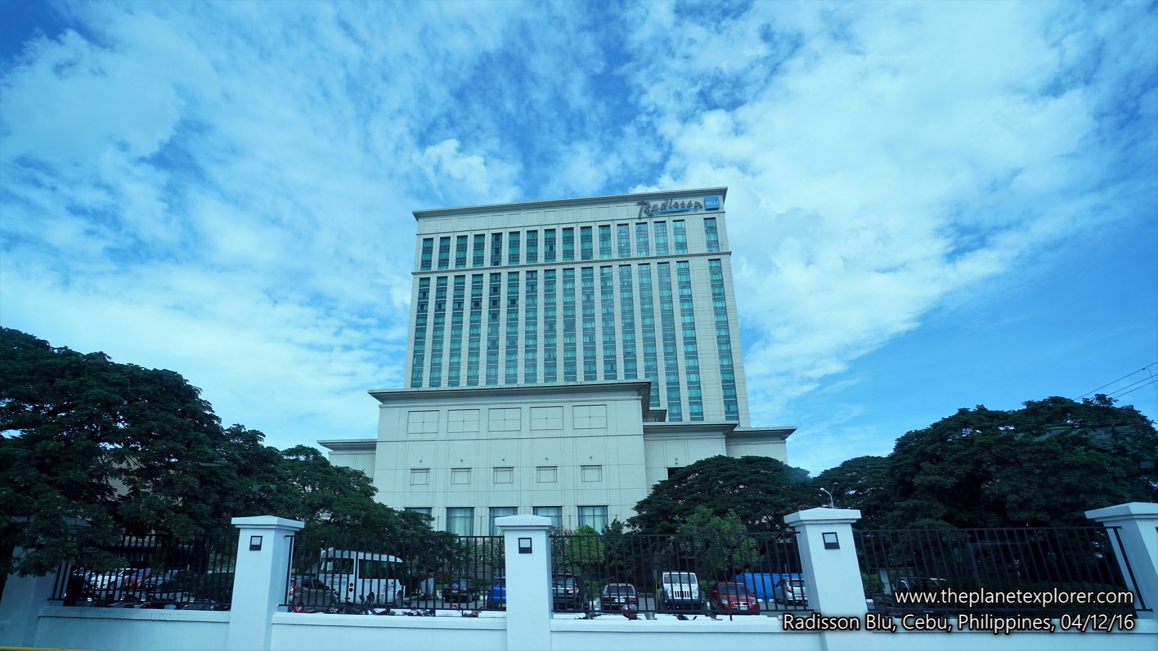 2016-12-04_1331_philippines_cebu_radisson-blu_dsc04285_lr_www