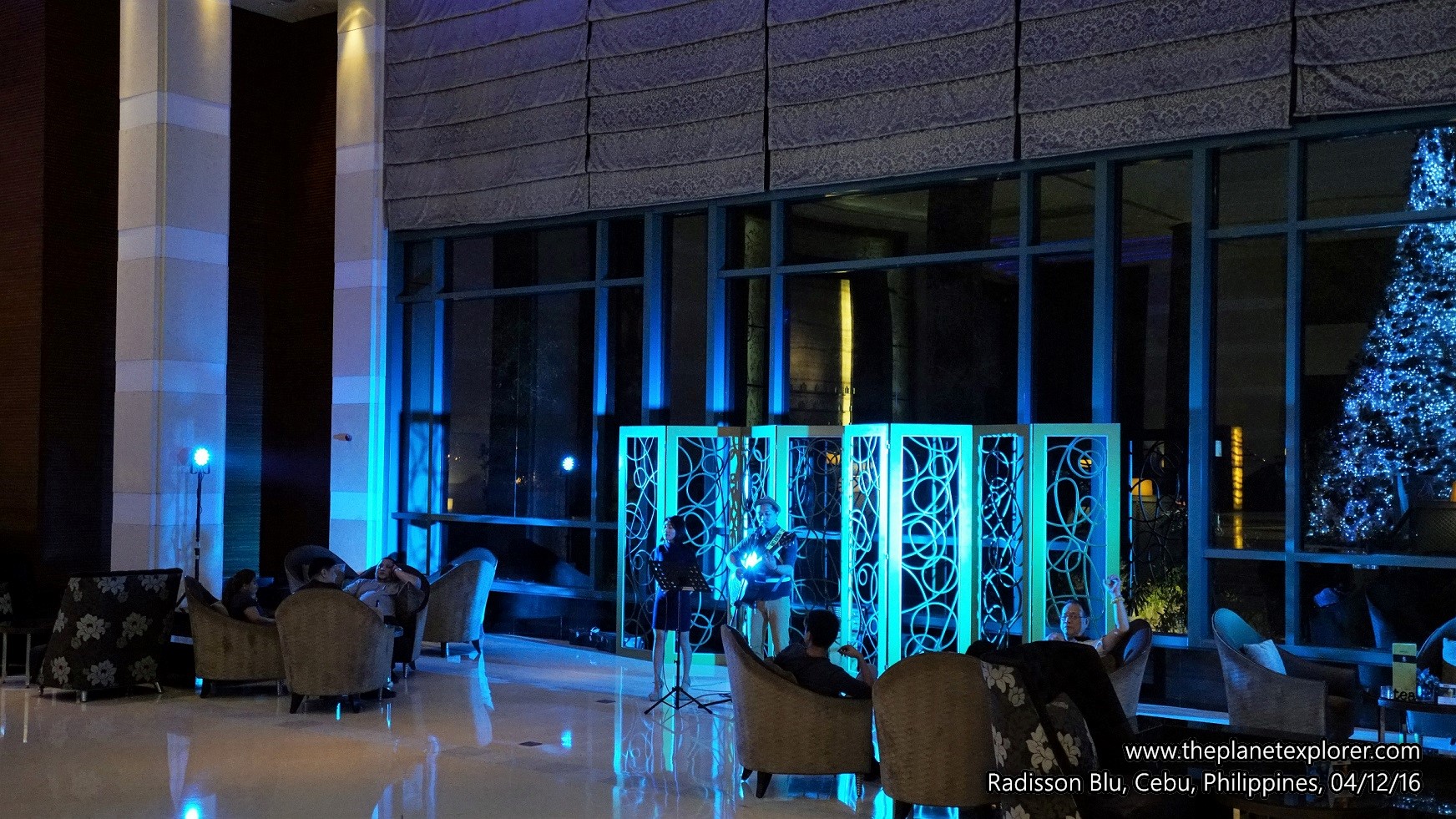 2016-12-04_2216_philippines_cebu_radisson-blu_dsc04323_lr_www