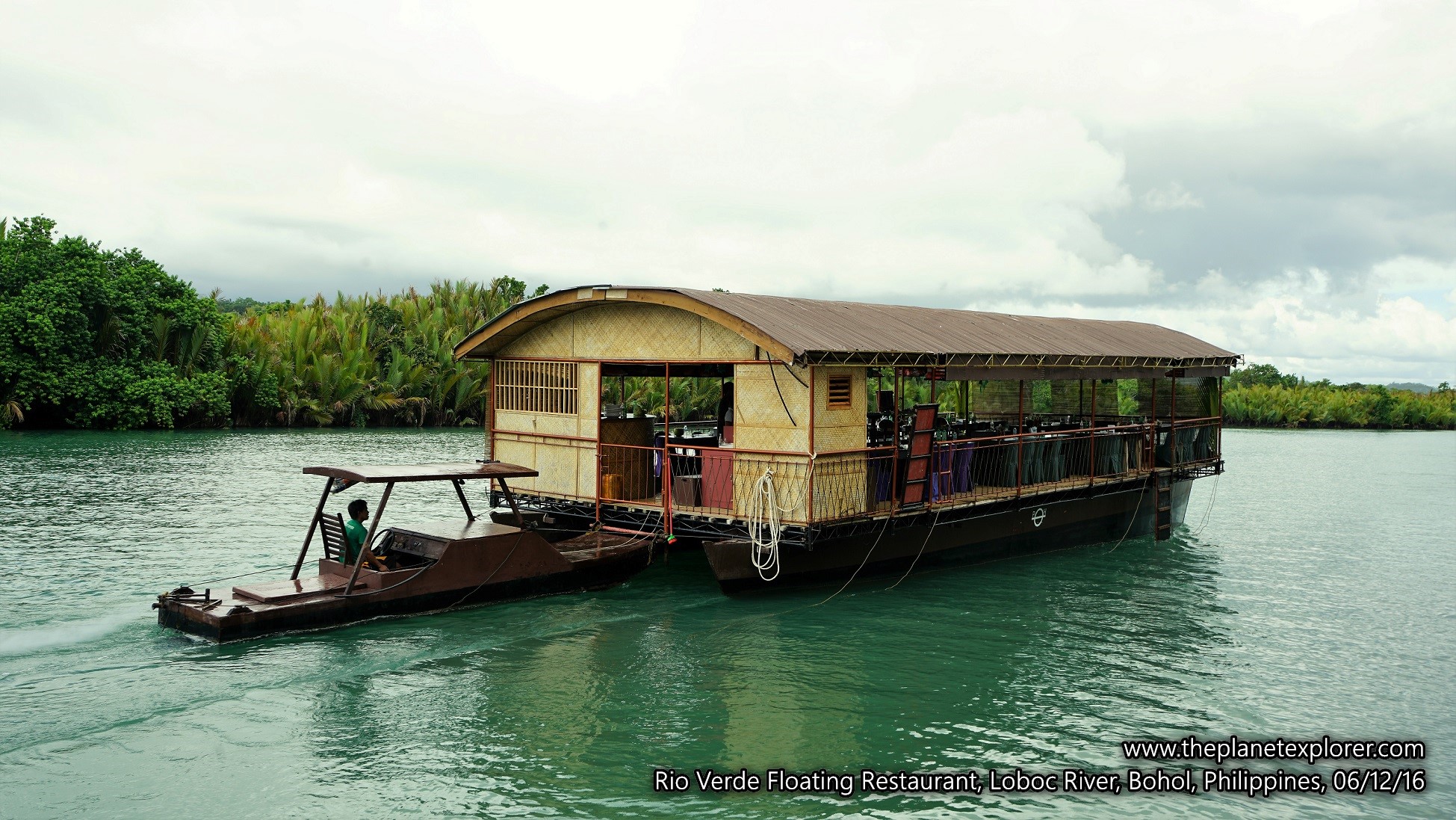 2016-12-06_1304_philippines_bohol_loboc-river_rio-verde-floating-restaurant_dsc04621_lr_www