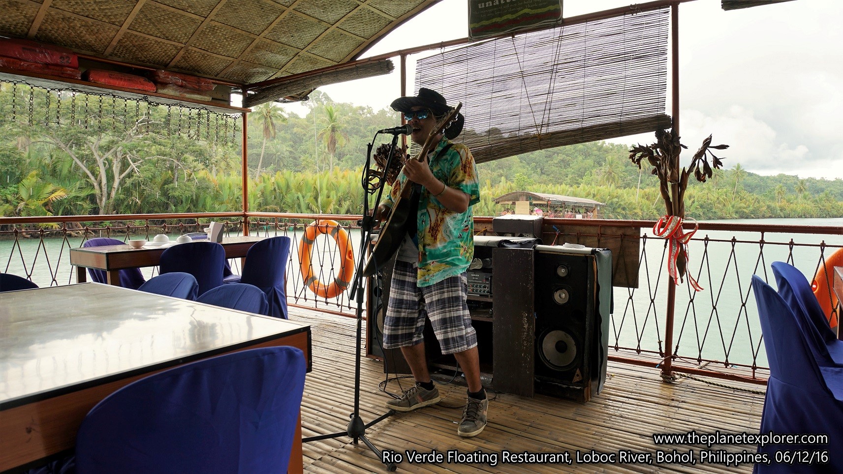 2016-12-06_1311_philippines_bohol_loboc-river_rio-verde-floating-restaurant_dsc04624_lr_www