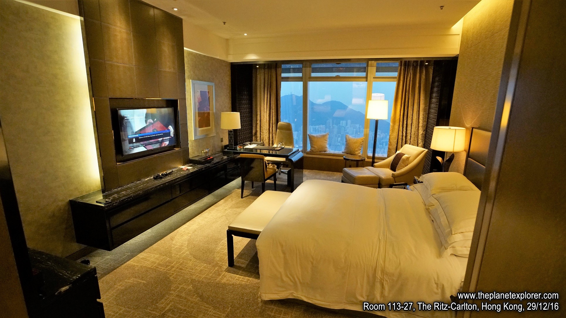 2016-12-29_1752_HK_The Ritz-Carlton_Rm 113-27_a7r2_DSC05067_LR_@www