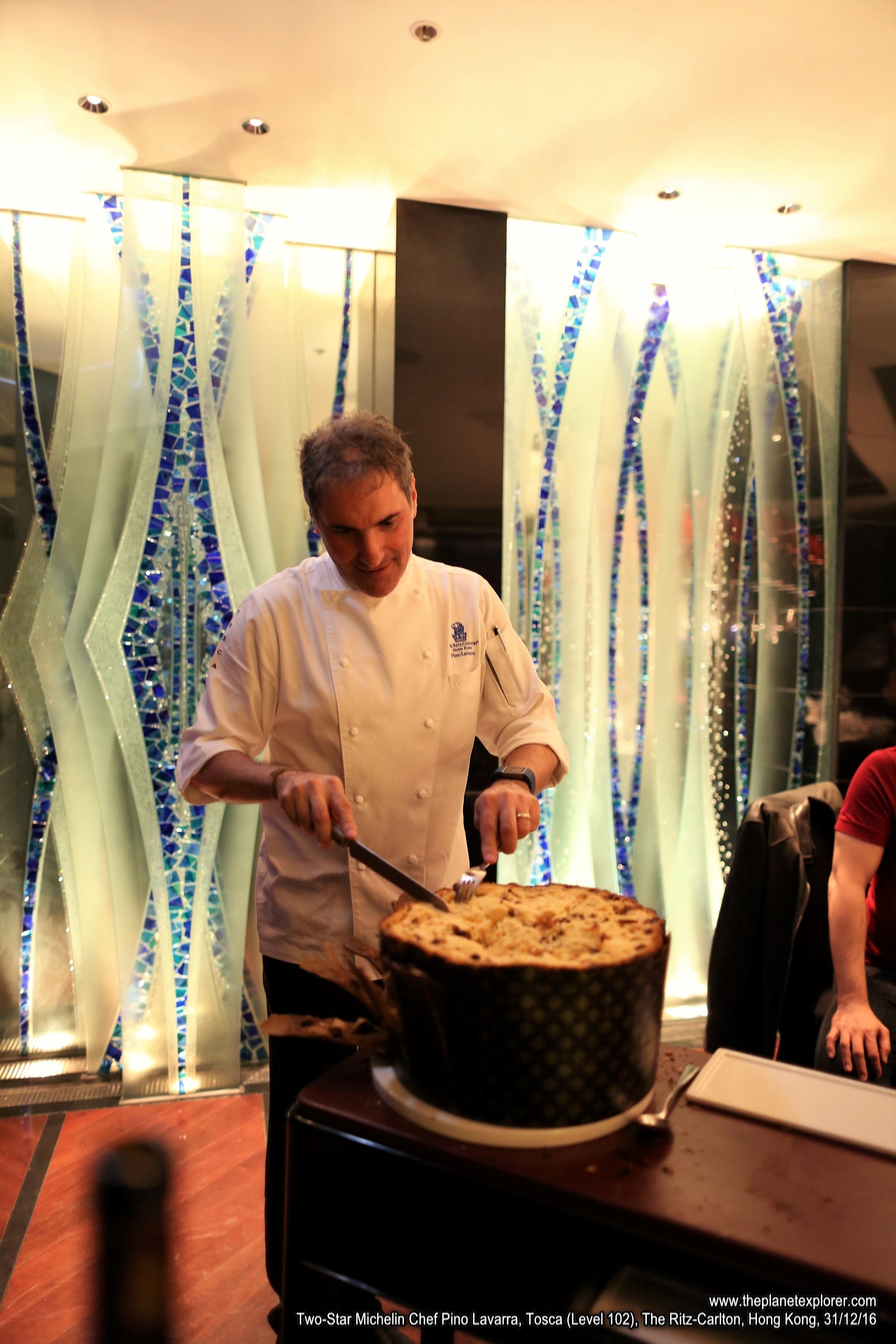 2017-01-01_0038_HK_The Ritz-Carlton_Tosca (102)_Two-Star Michelin Chef Pino Lavarra_a7r2_Q03A1122_LR_@www
