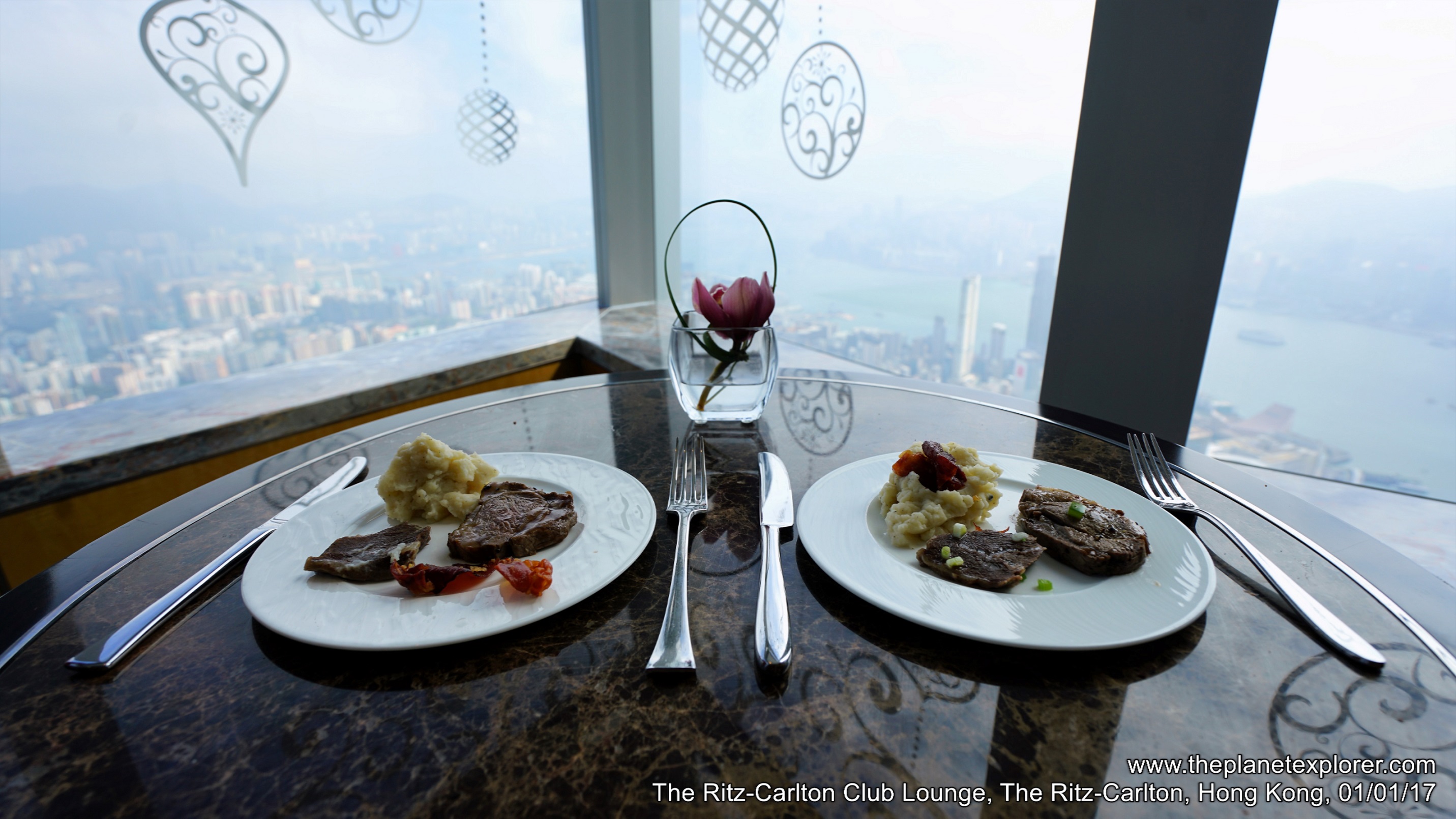 2017-01-01_1207_HK_The Ritz-Carlton_The Ritz-Carlton Club Lounge (116)_a7r2_DSC05762_LR_@www