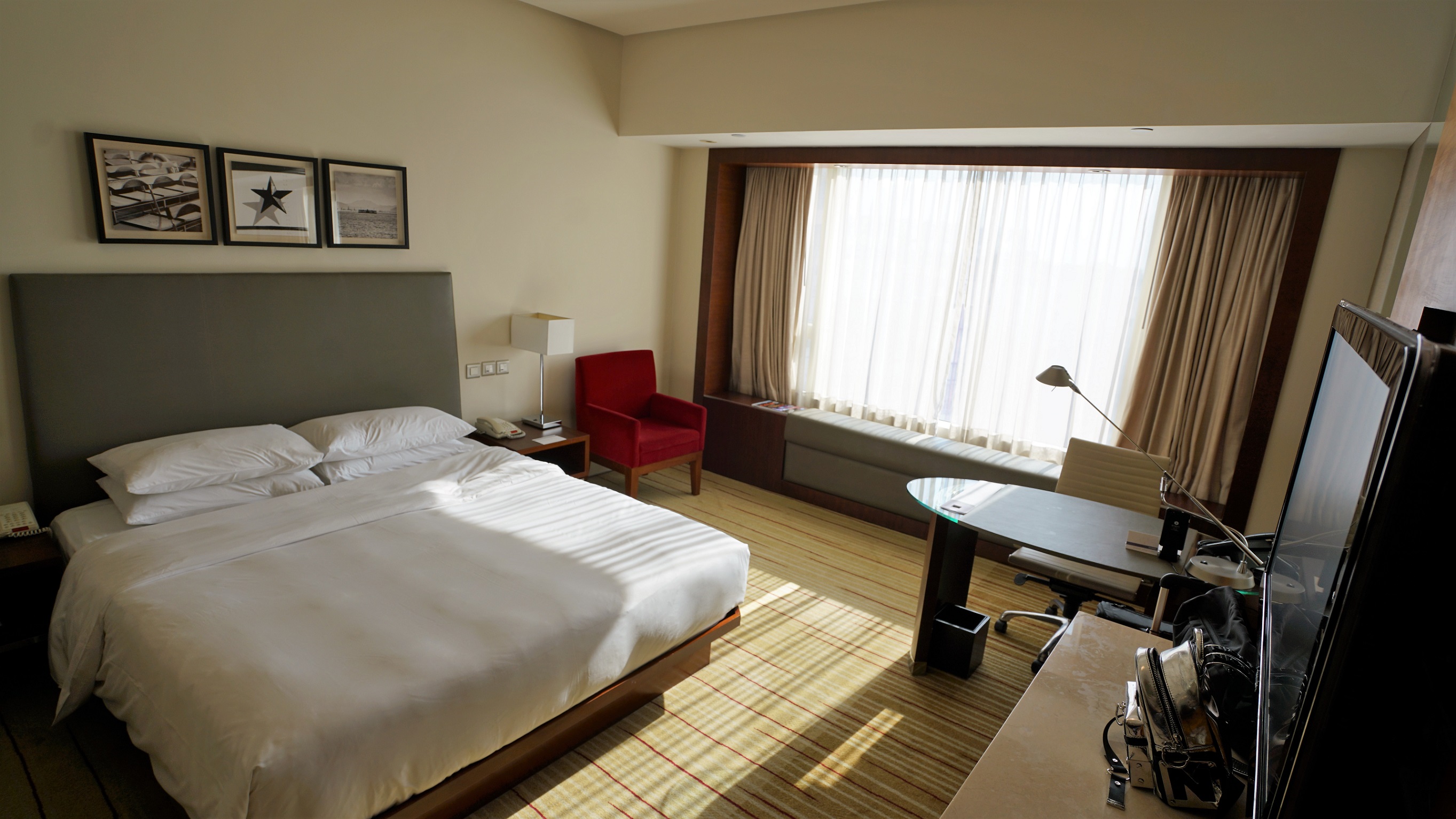 2017-01-02_1520_HK_Hyatt Regency TST_Rm 1119_a7r2_DSC06119_LR_@