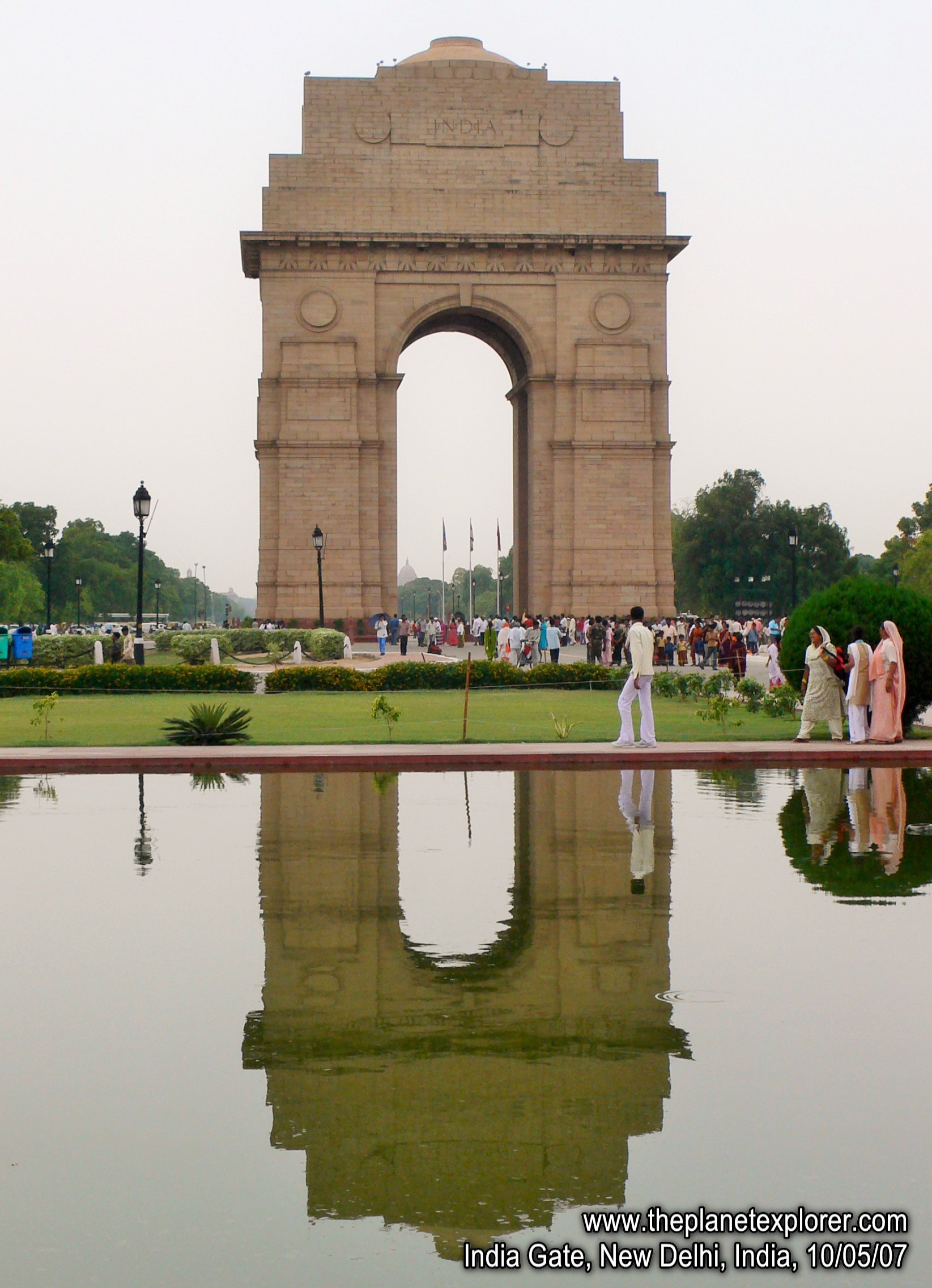 2007-05-10_1146_India_New Delhi_India Gate_LR_@www