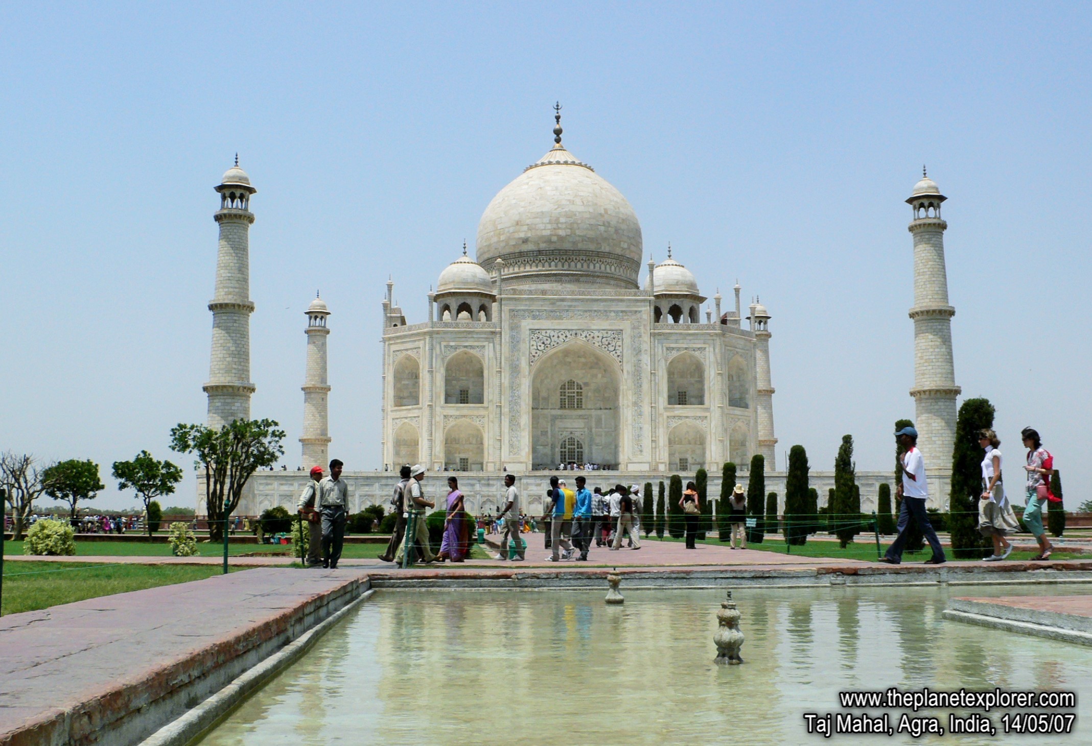 2007-05-14_1255_India_Agra_Taj Mahal_LR_@www