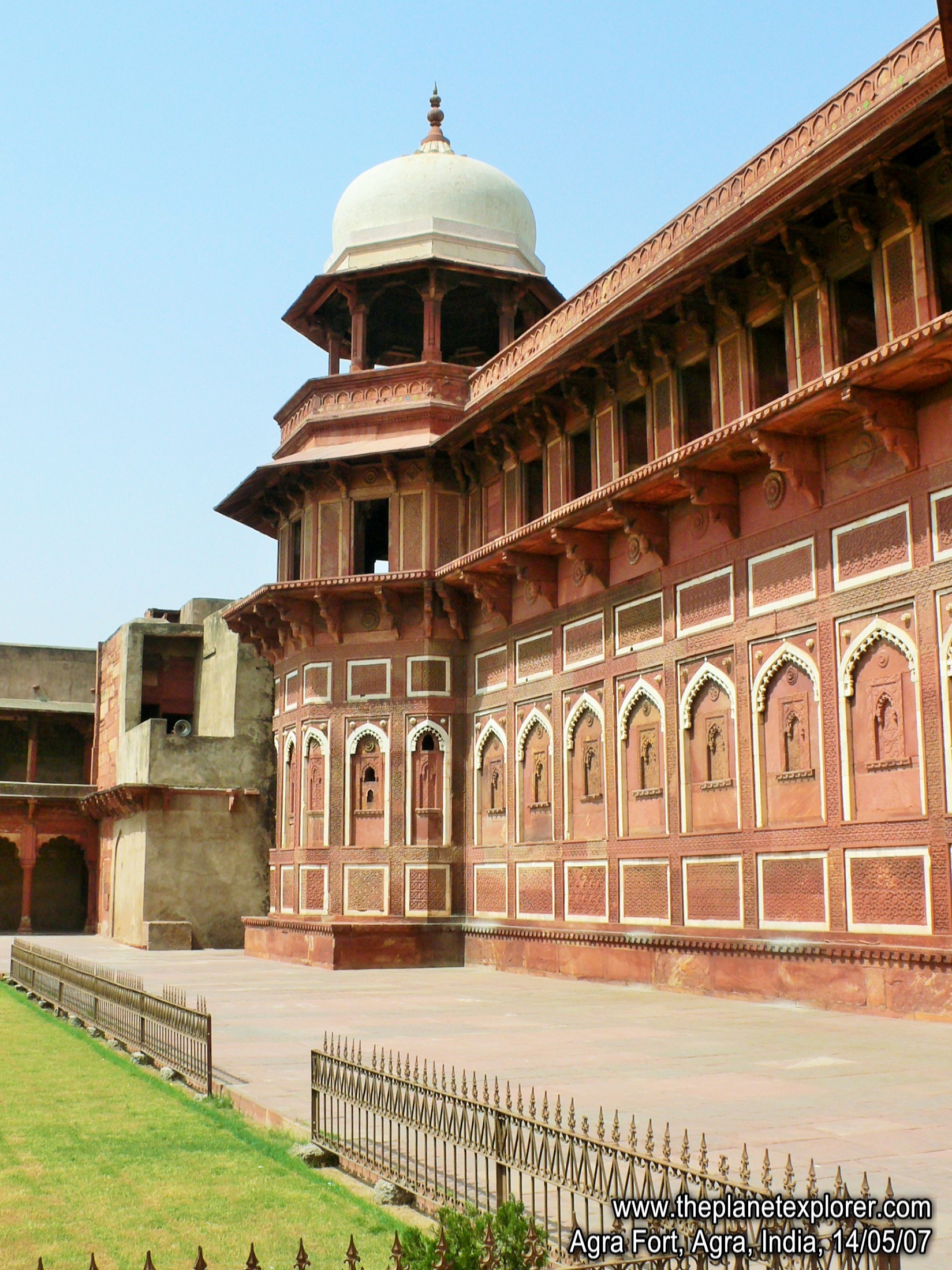 2007-05-14_1426_India_Agra_Agra Fort_LR_@www