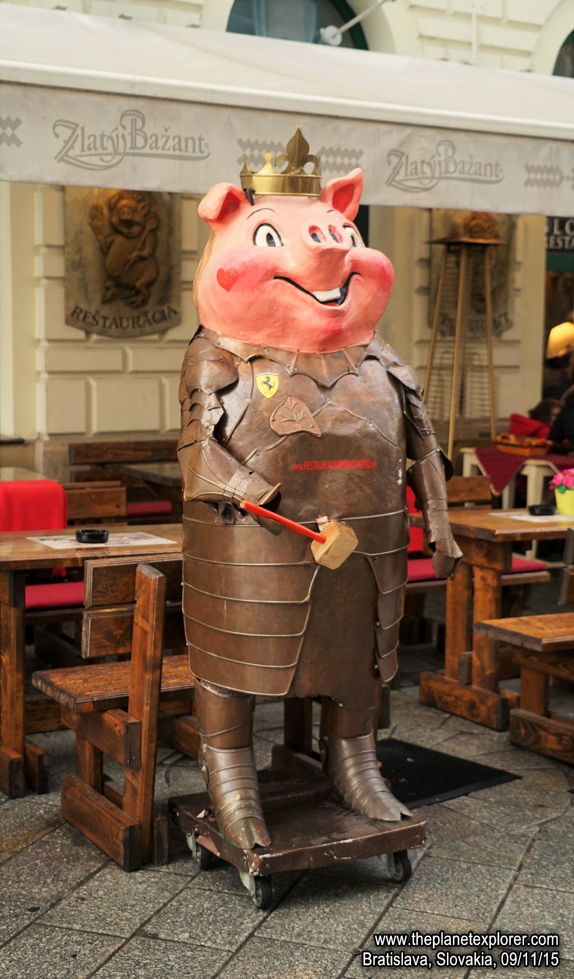 2015-11-09_1256_Slovakia_Bratislava_DSC08900_LR_@