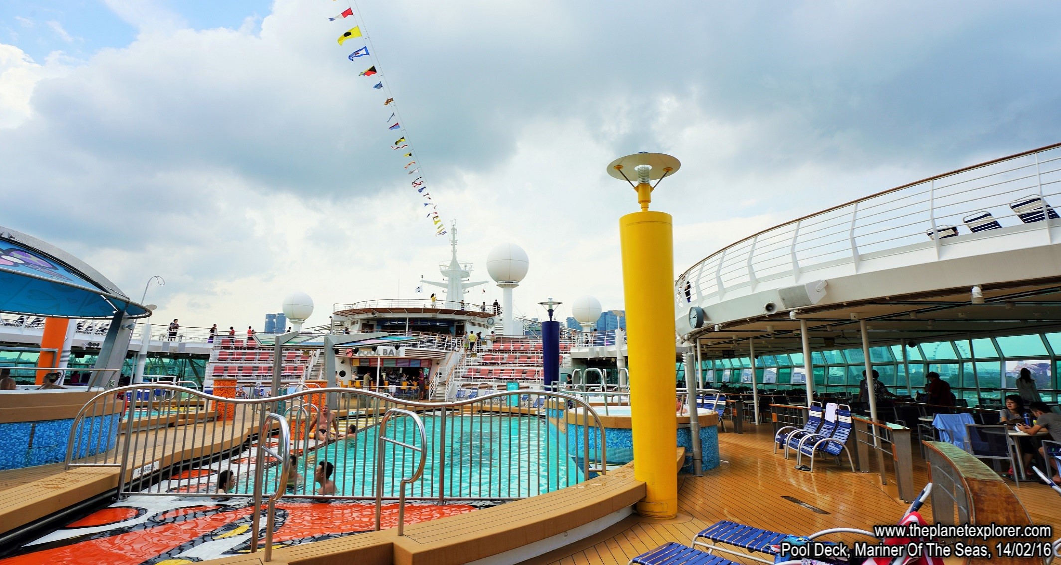 2016-02-14_1508_Mariner Of The Seas_Pool Deck_s7R2_DSC03525_LR_@www