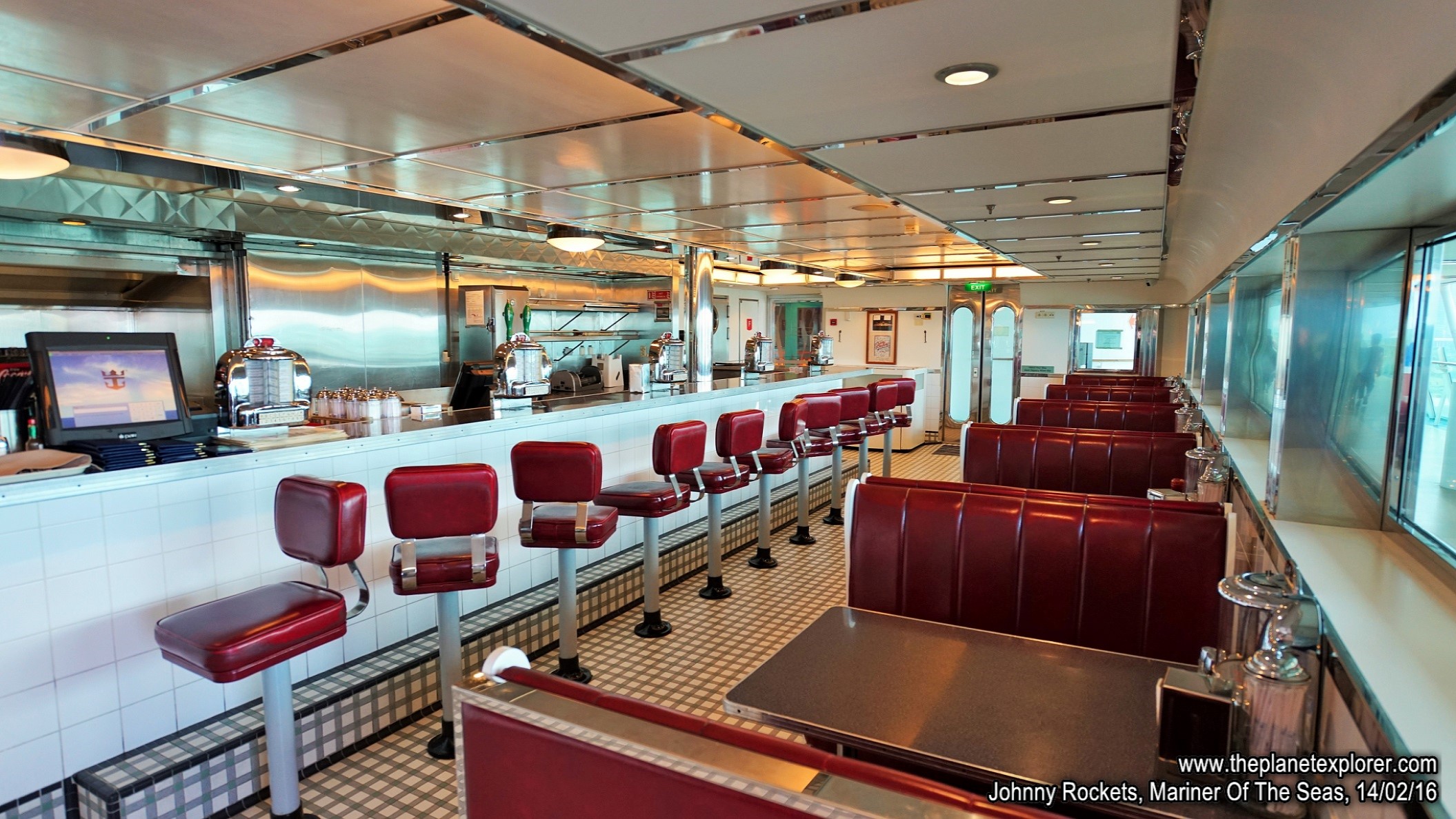 2016-02-14_1536_Mariner Of The Seas_Johnny Rockets_s7R2_DSC03562_LR_@www