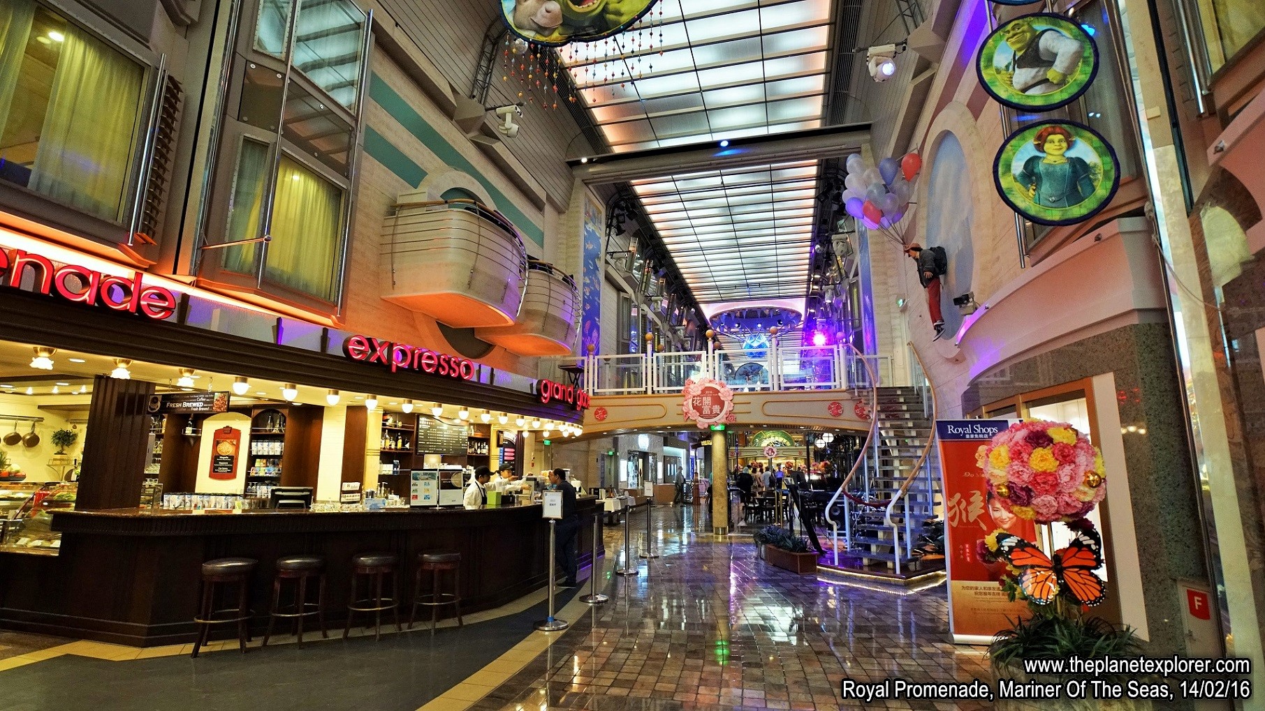 2016-02-14_1555_Mariner Of The Seas_Royal Promenade_DSC03505_s7R2_LR_@www