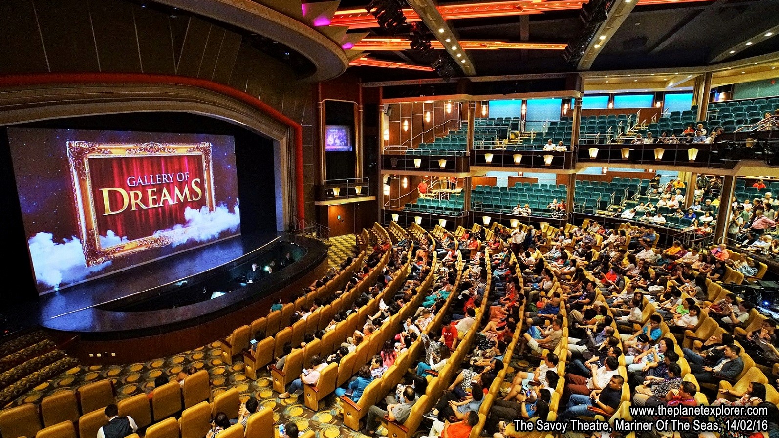 2016-02-14_2127_Mariner Of The Seas_The Savoy Theatre_DSC03703_s7R2_LR_@www