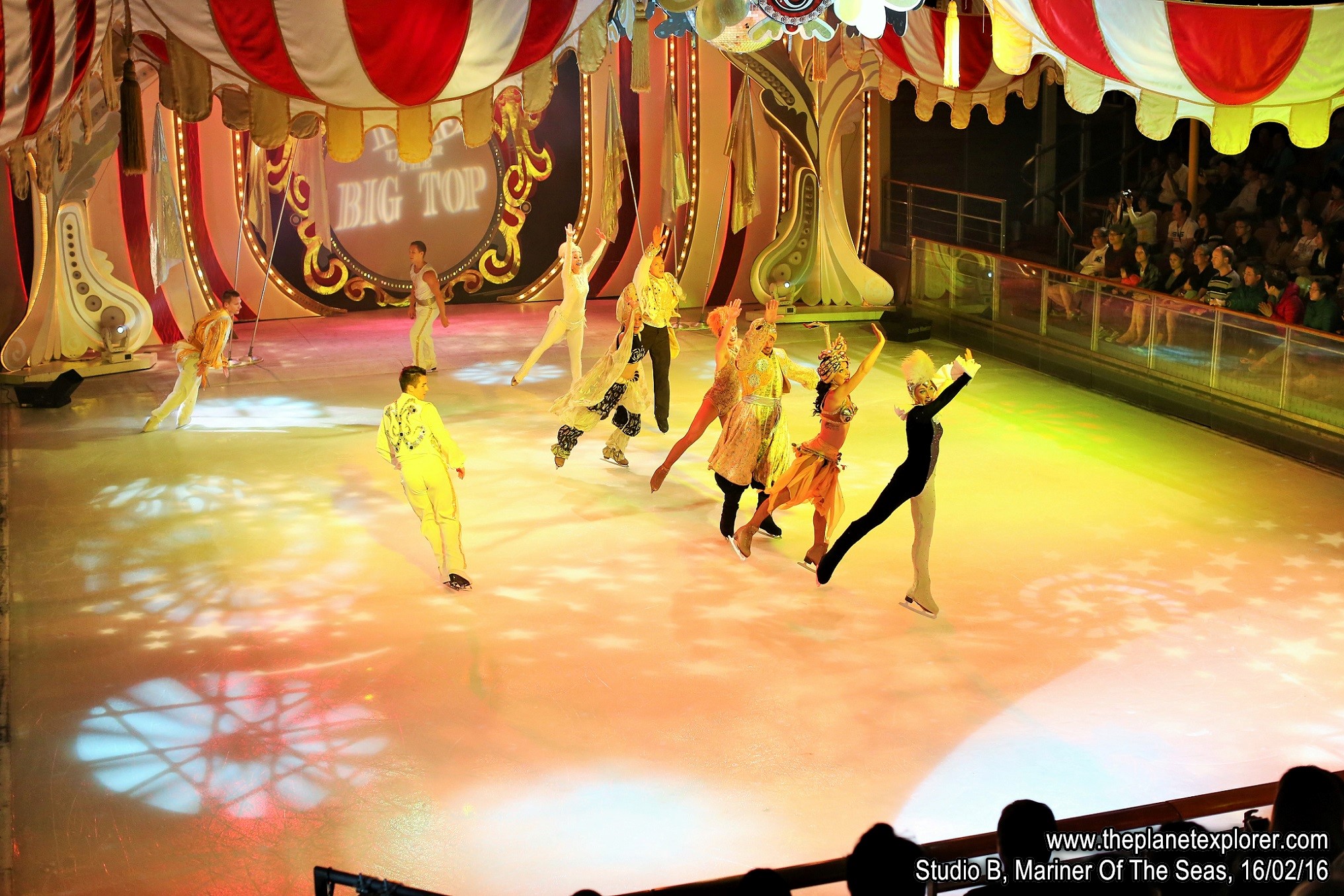 2016-02-16_1855_Mariner Of The Seas_Studio B_Ice Under The Big Top_Q03A8393_c5DMk3_LR_@www