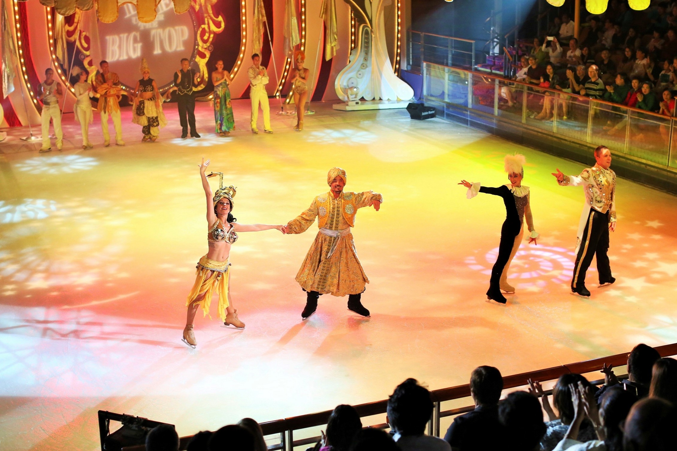 2016-02-16_1855_Mariner Of The Seas_Studio B_Ice Under The Big Top_Q03A8402_c5DMk3_LR_@www
