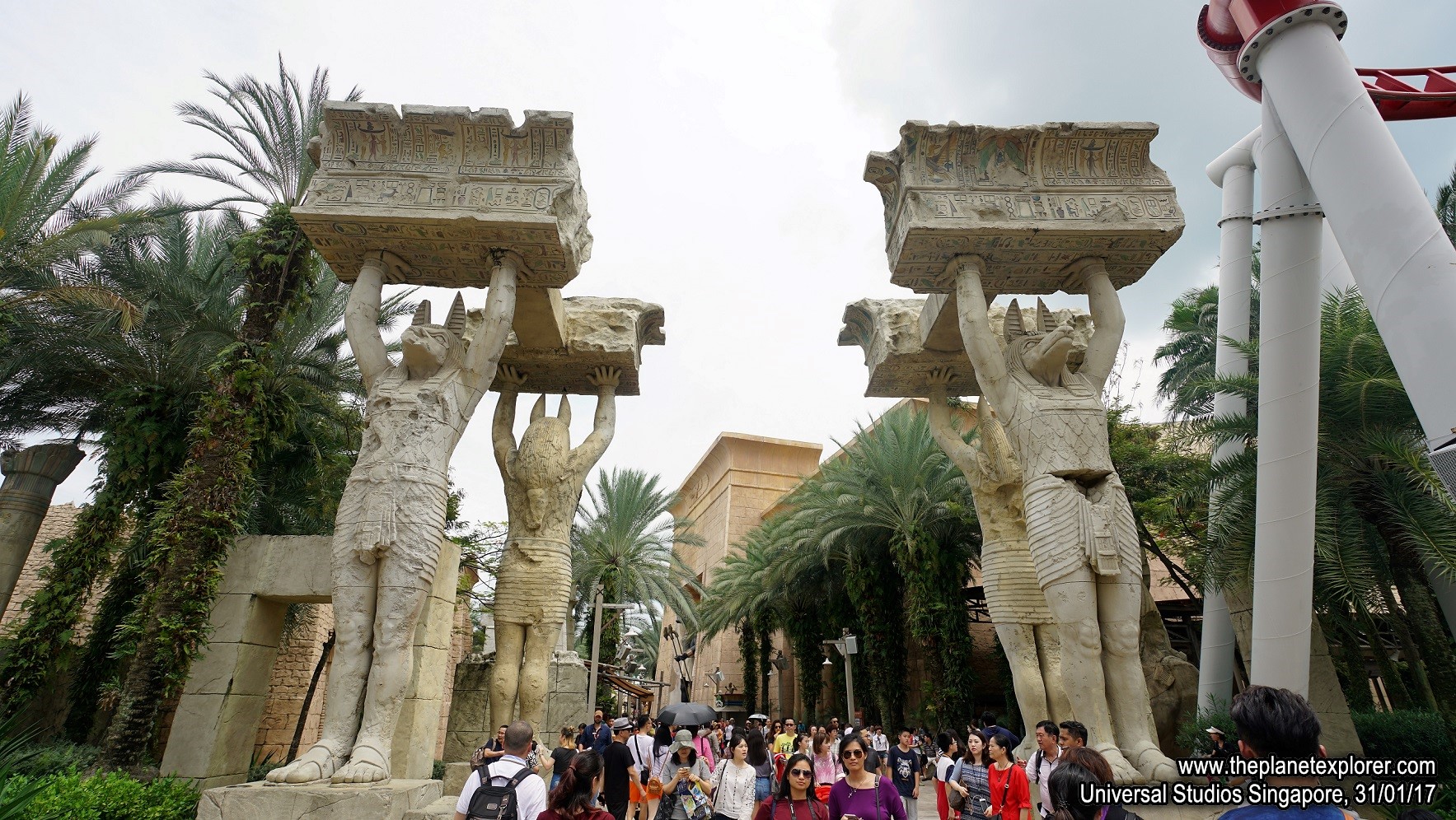 2017-01-31_1348_Singapore_Universal Studios Singapore_Ancient Egypt_s7r2_DSC06410_LR_@