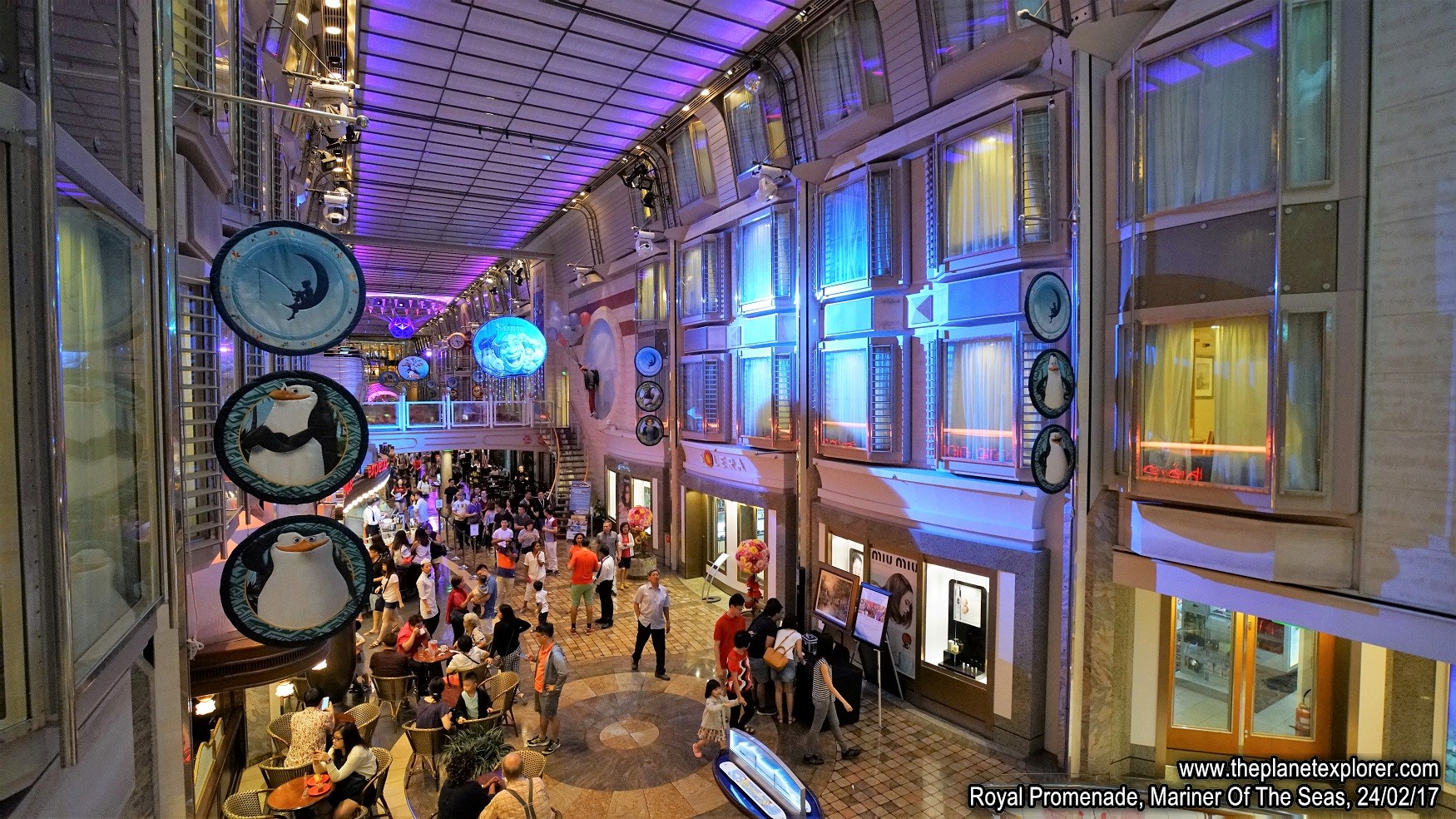 2017-02-24_1526_Mariner Of The Seas_Royal Promenade_DSC06737_s7R2_LR_@www