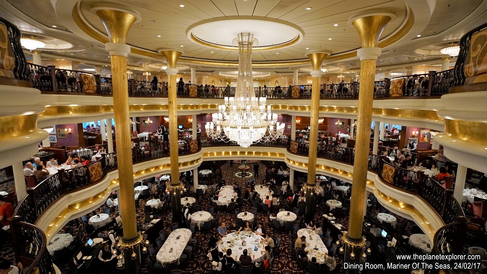 2017-02-24_1902_Mariner Of The Seas_Dining Room_DSC06834_s7R2_LR_@www