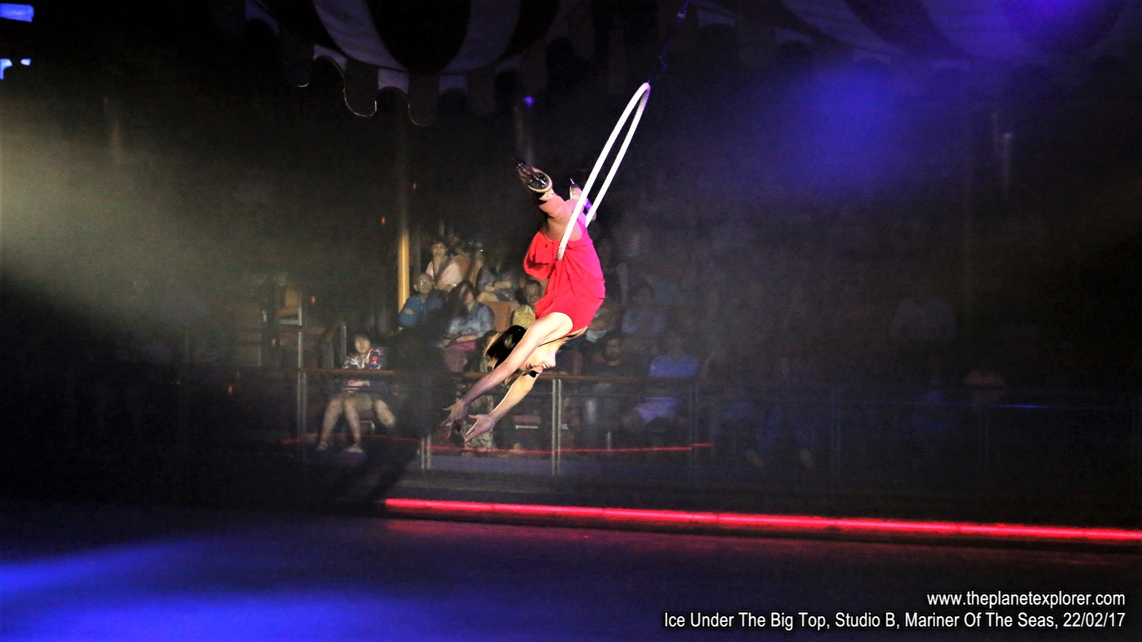 2017-02-24_2258_Mariner Of The Seas_Studio B_Ice Under The Big Top_Q03A3788_c5DMk3_LR_@www