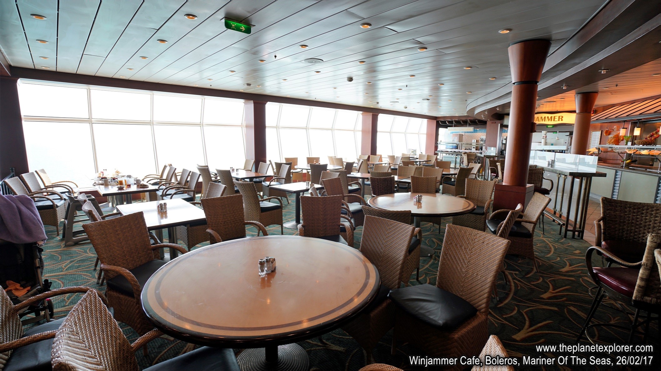 2017-02-26_1613_Mariner Of The Seas_Winjammer Cafe_DSC07102_s7R2_LR_@www