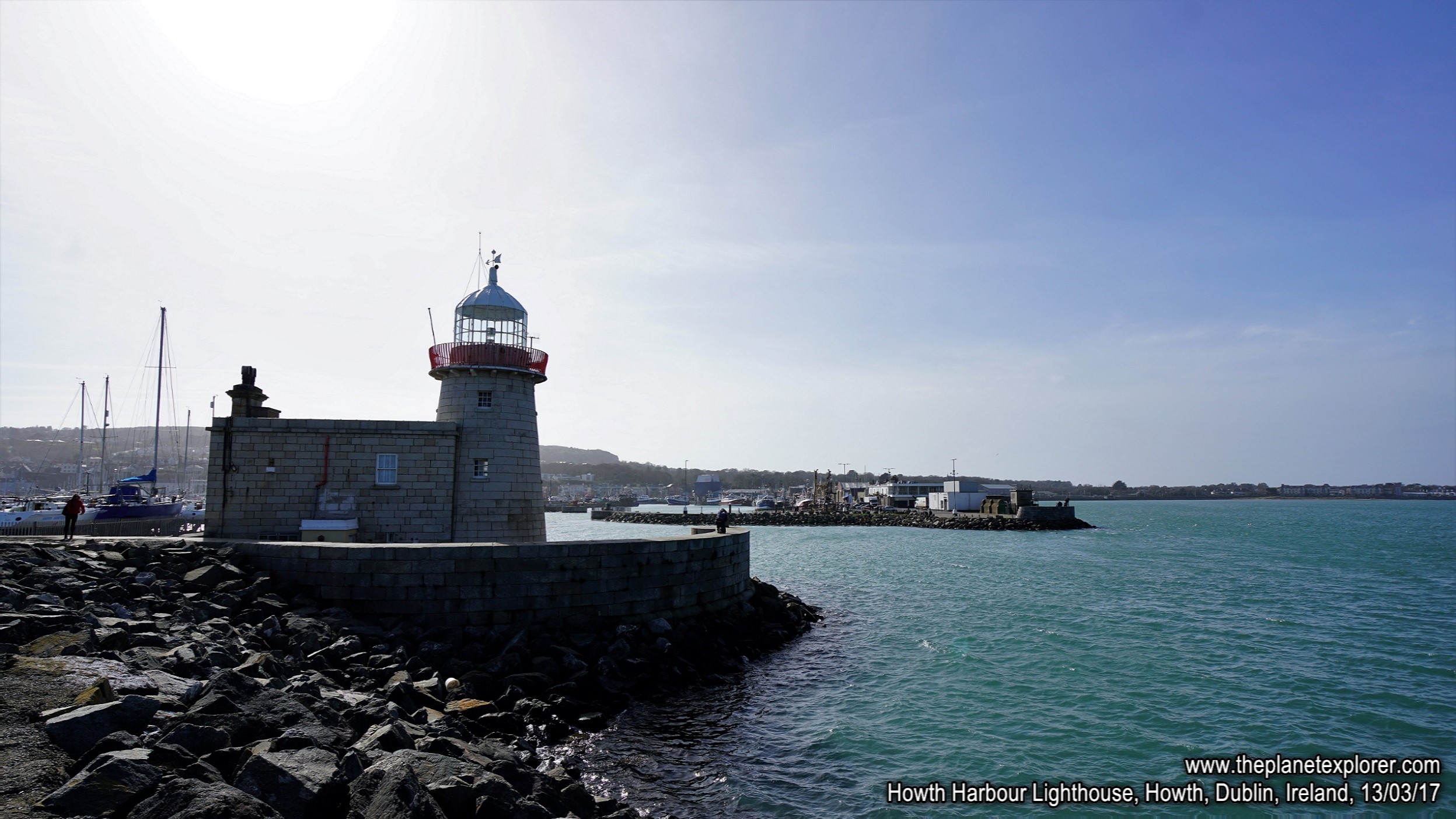 2017-03-13_1248_Ireland_Dublin_Howth_Howth Harbour Lighthouse_DSC08263_s7R2_LR_@www