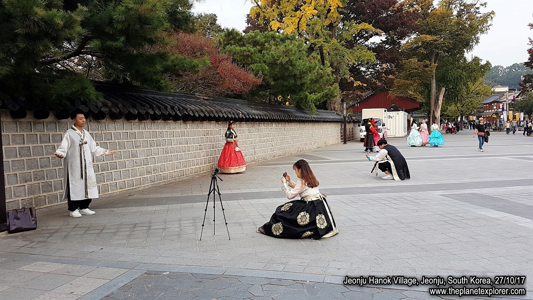 20171027_1707_South Korea_Jeonju_Jeonju Hanok Village_Samsung S7_LR_@www